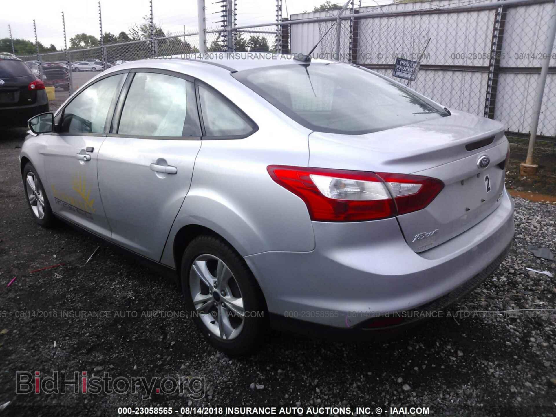 2013 Ford Focus - VIN: 1FADP3F25DL352069 - Photo 3