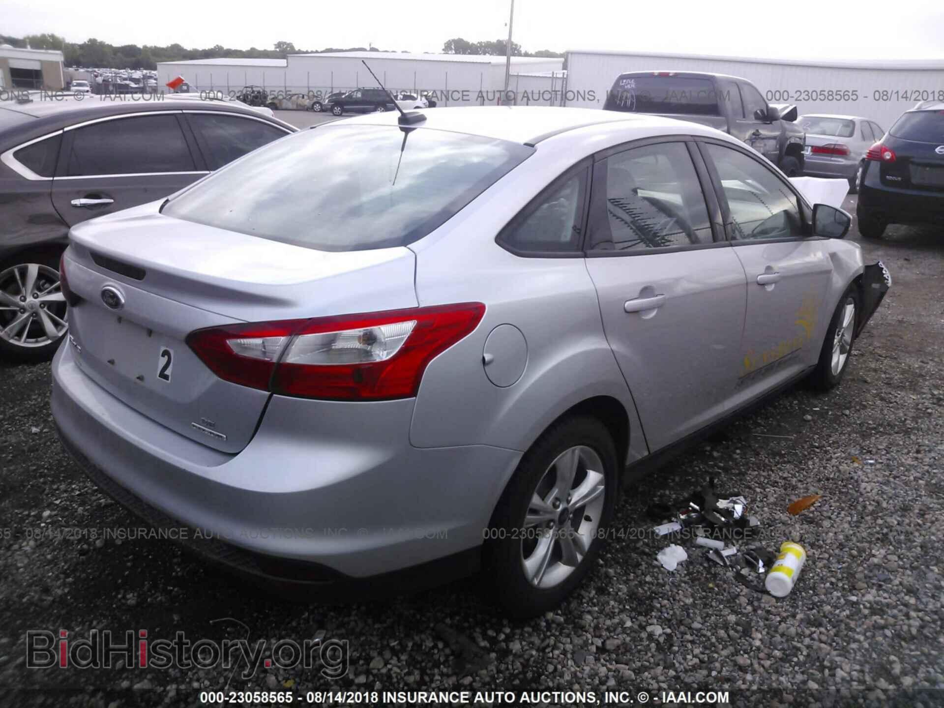 2013 Ford Focus - VIN: 1FADP3F25DL352069 - Photo 4