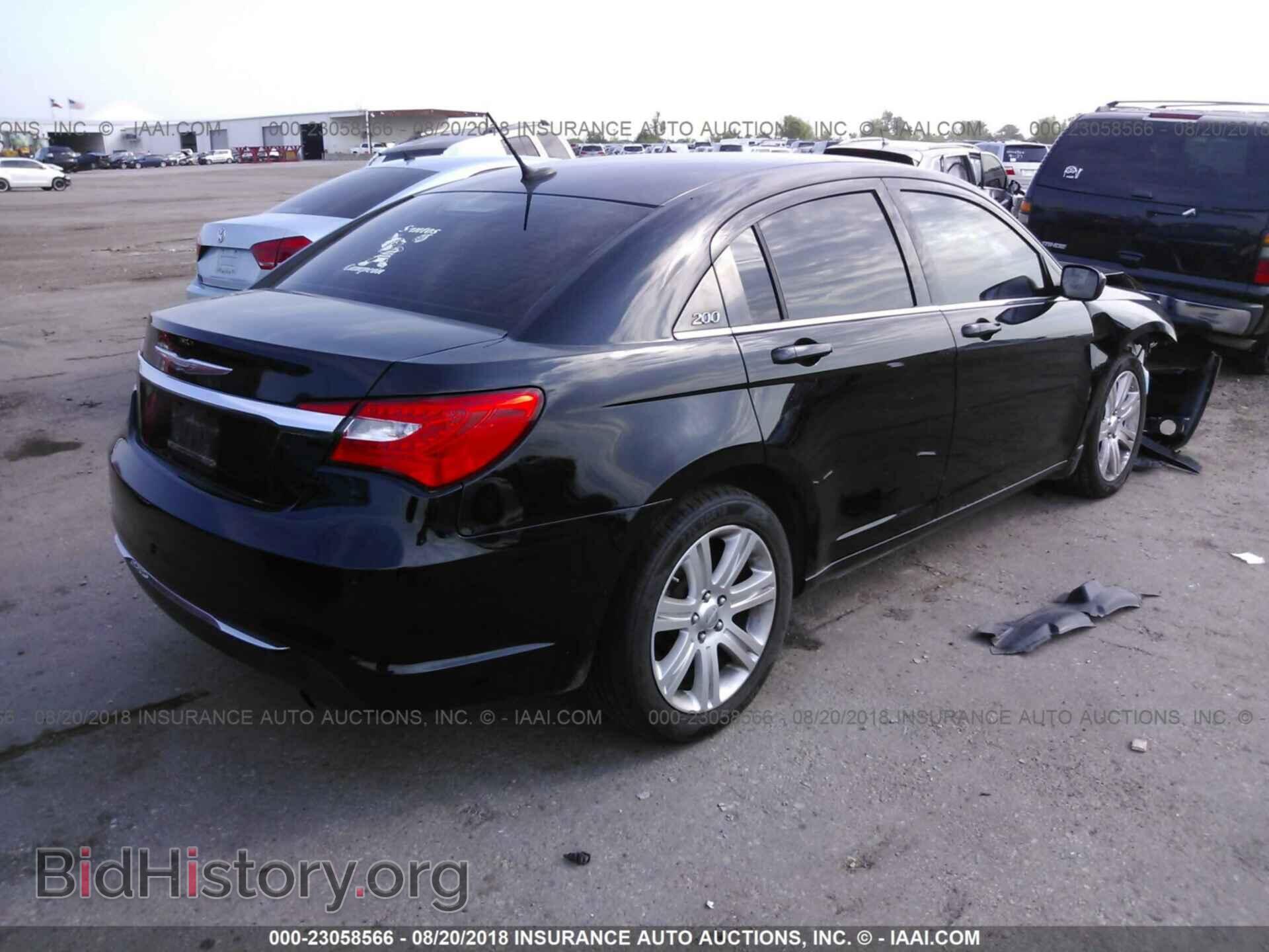 2011 Chrysler 200 - VIN: 1C3BC1FB5BN576580 - Фото 4