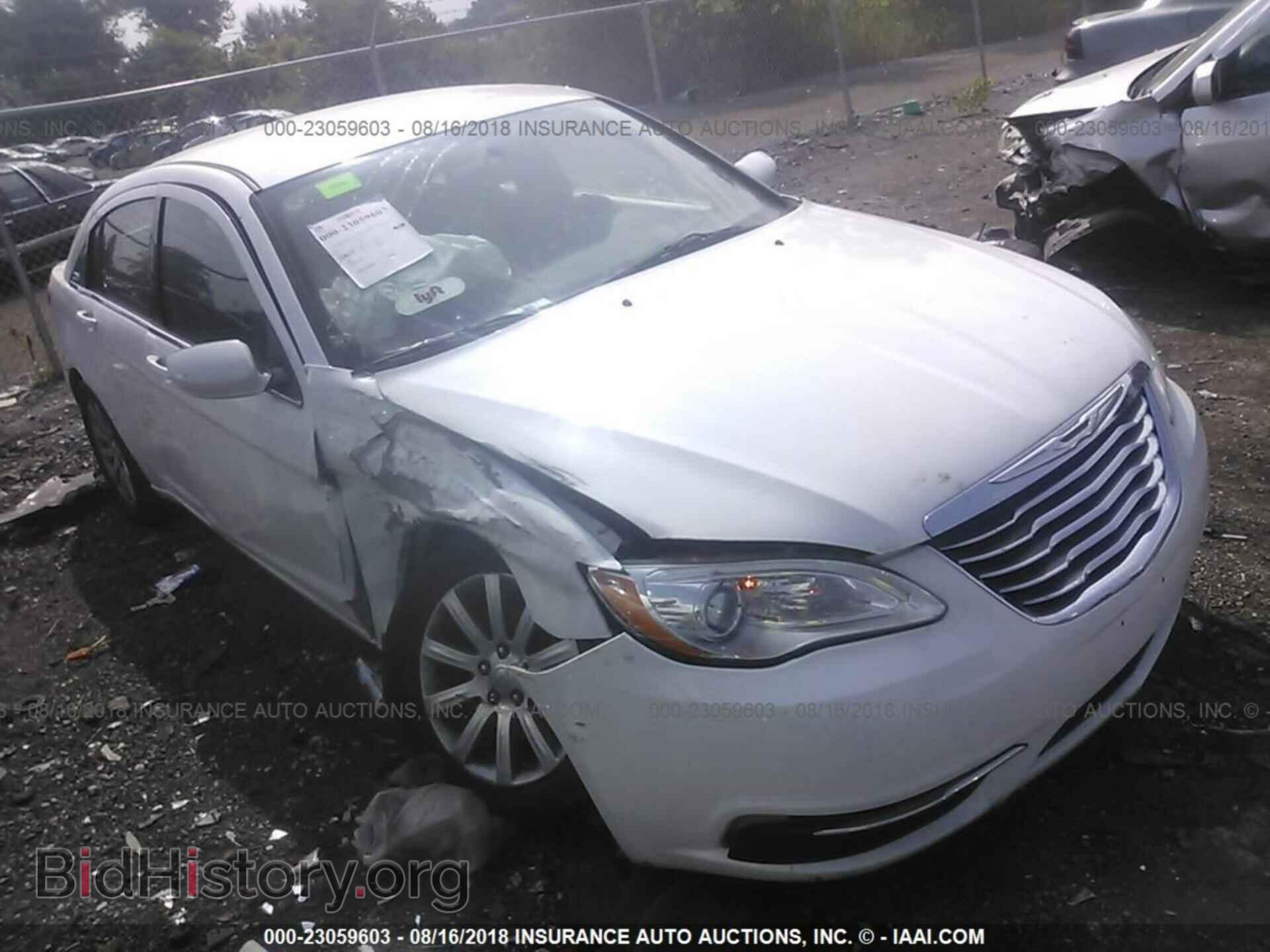 Фотография 1C3CCBBBXCN113898 - Chrysler 200 2012