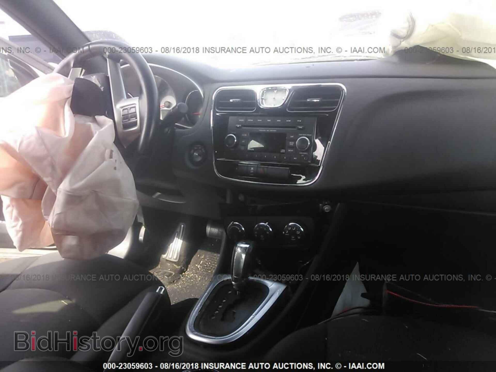 2012 Chrysler 200 - VIN: 1C3CCBBBXCN113898 - Фото 5