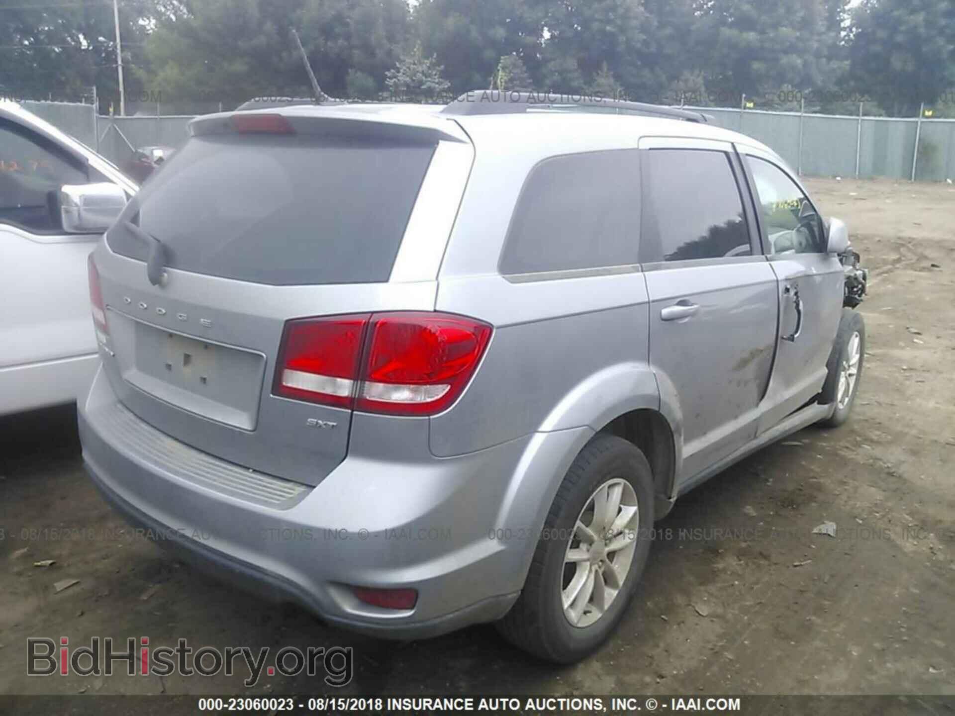2017 Dodge Journey - VIN: 3C4PDCBB8HT607989 - Фото 4