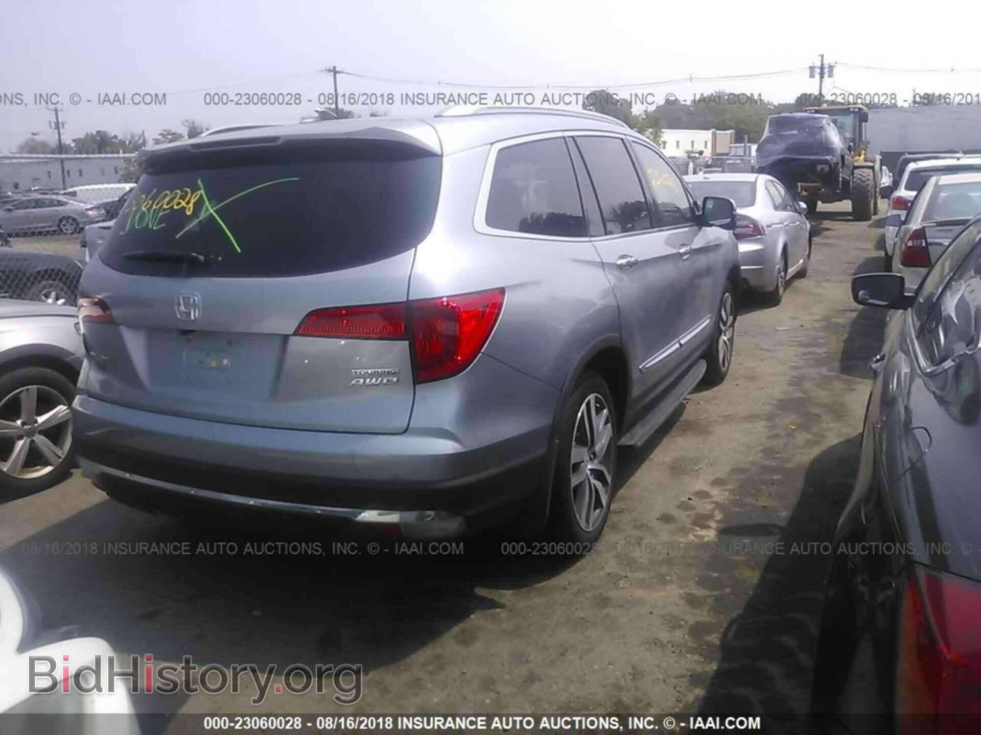 2017 Honda Pilot - VIN: 5FNYF6H99HB012121 - Photo 4