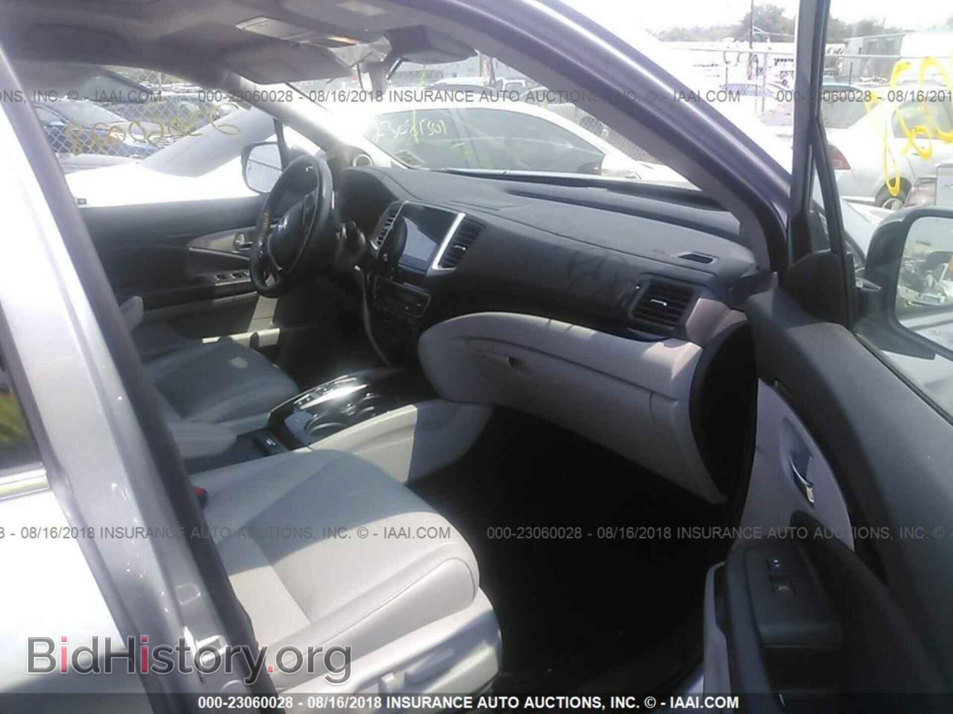 2017 Honda Pilot - VIN: 5FNYF6H99HB012121 - Photo 5