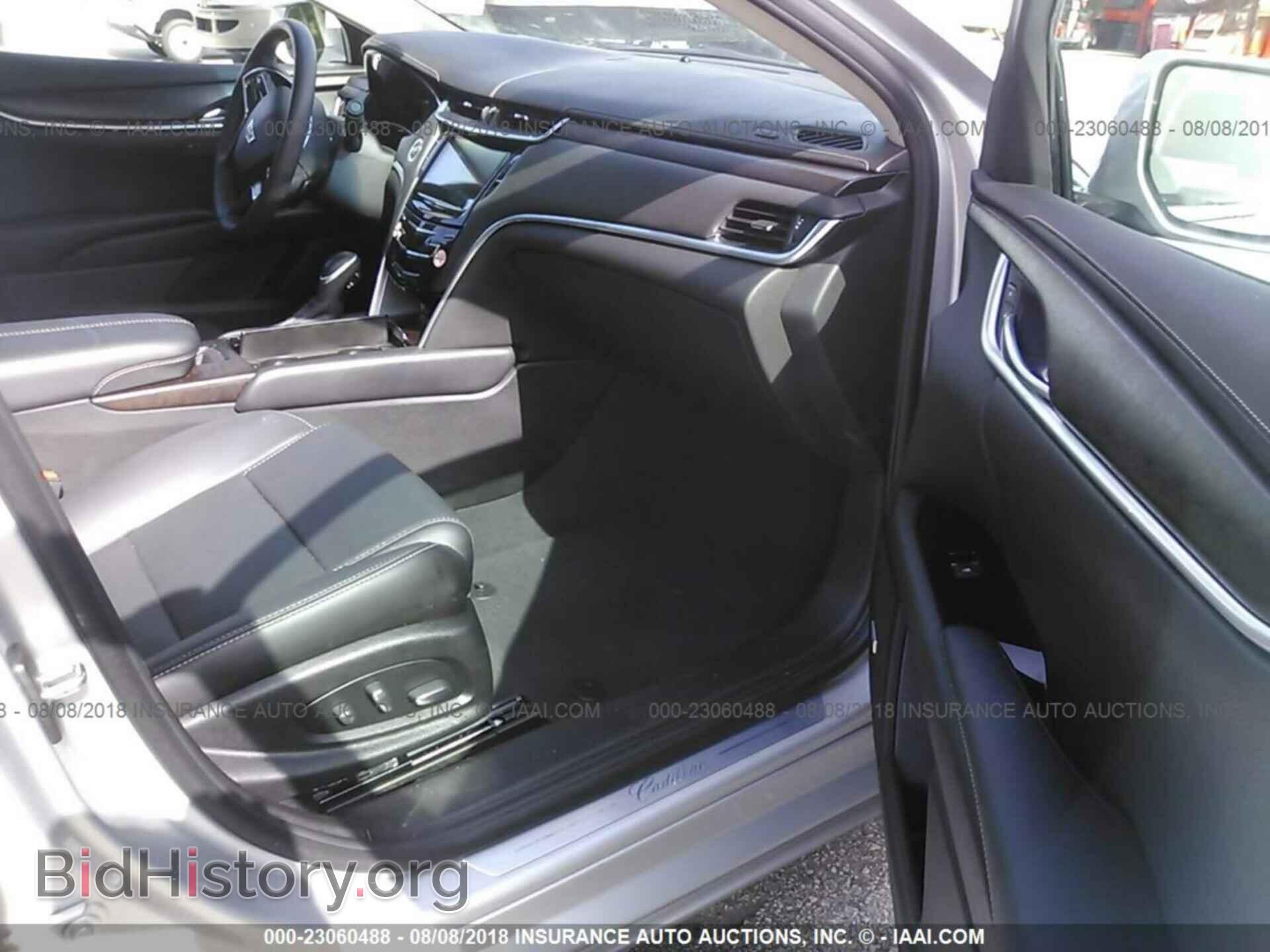 2018 Cadillac Xts - VIN: 2G61M5S36J9127990 - Фото 5