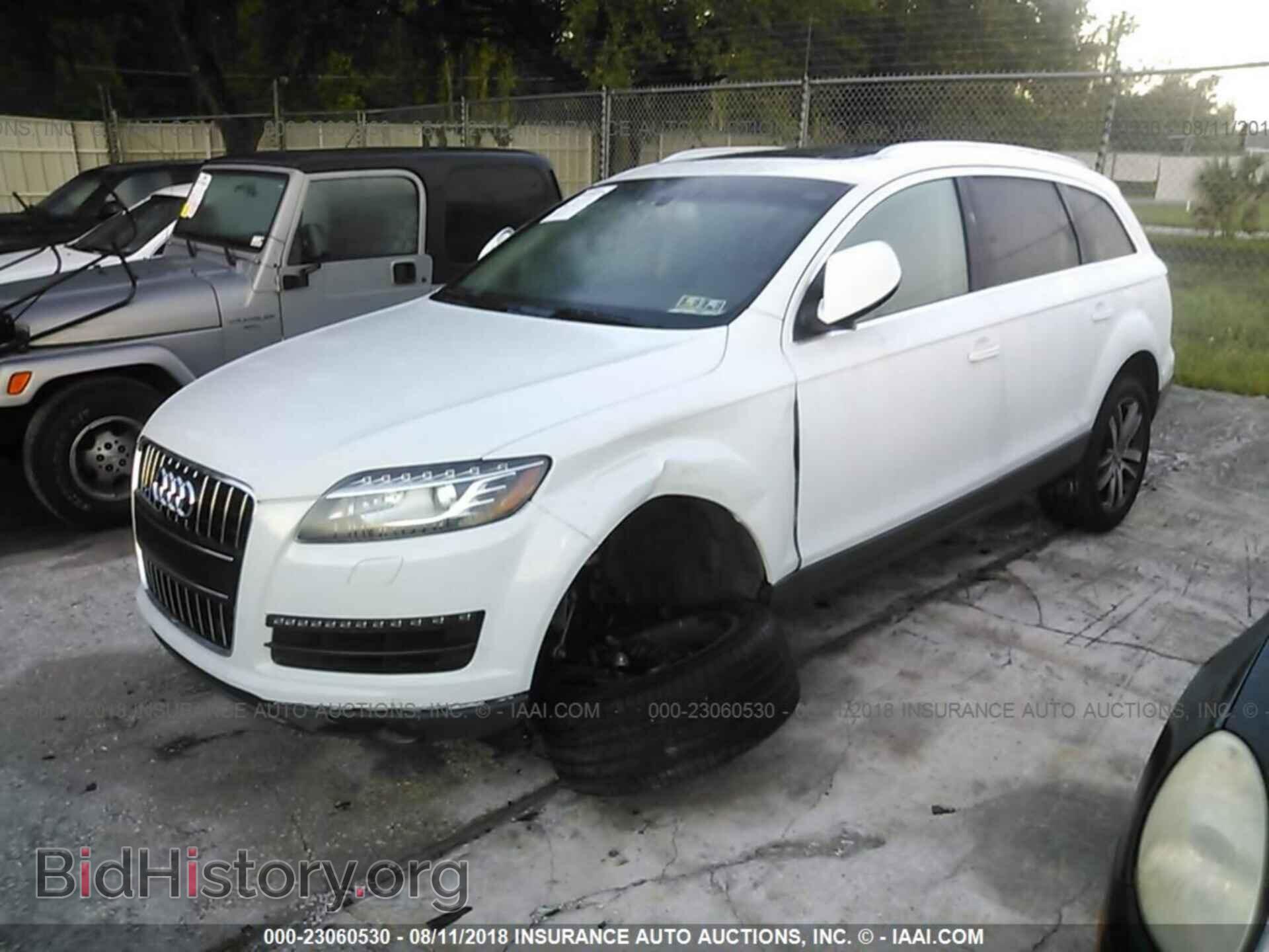 2013 Audi Q7 - VIN: WA1LGAFE2DD013715 - Фото 2