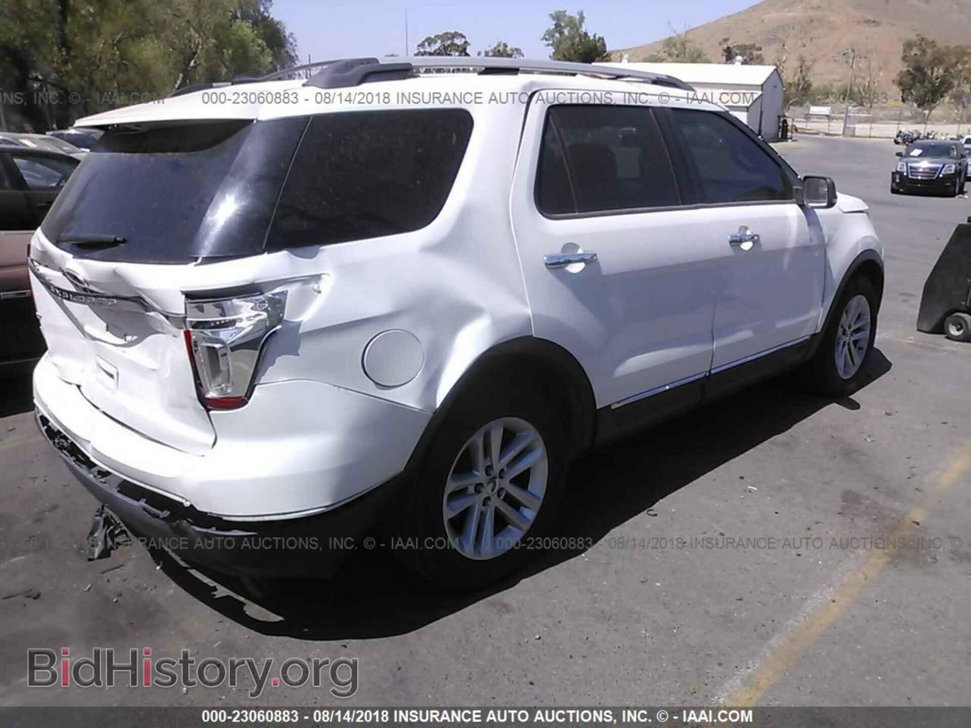 2011 Ford Explorer - VIN: 1FMHK7D87BGA11671 - Фото 4