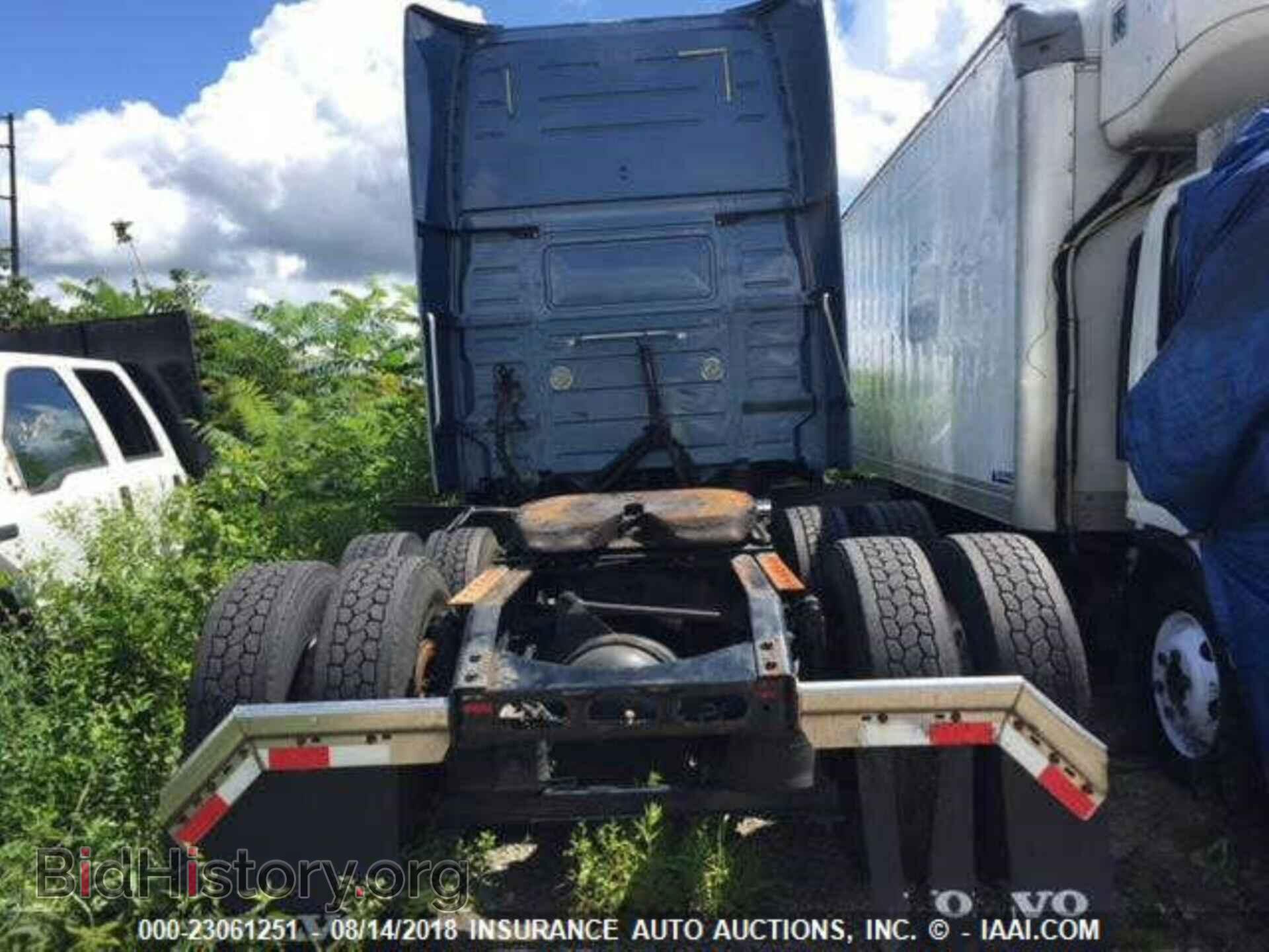 2016 Volvo Vnl - VIN: 4V4NC9EJ0GN953652 - Фото 8