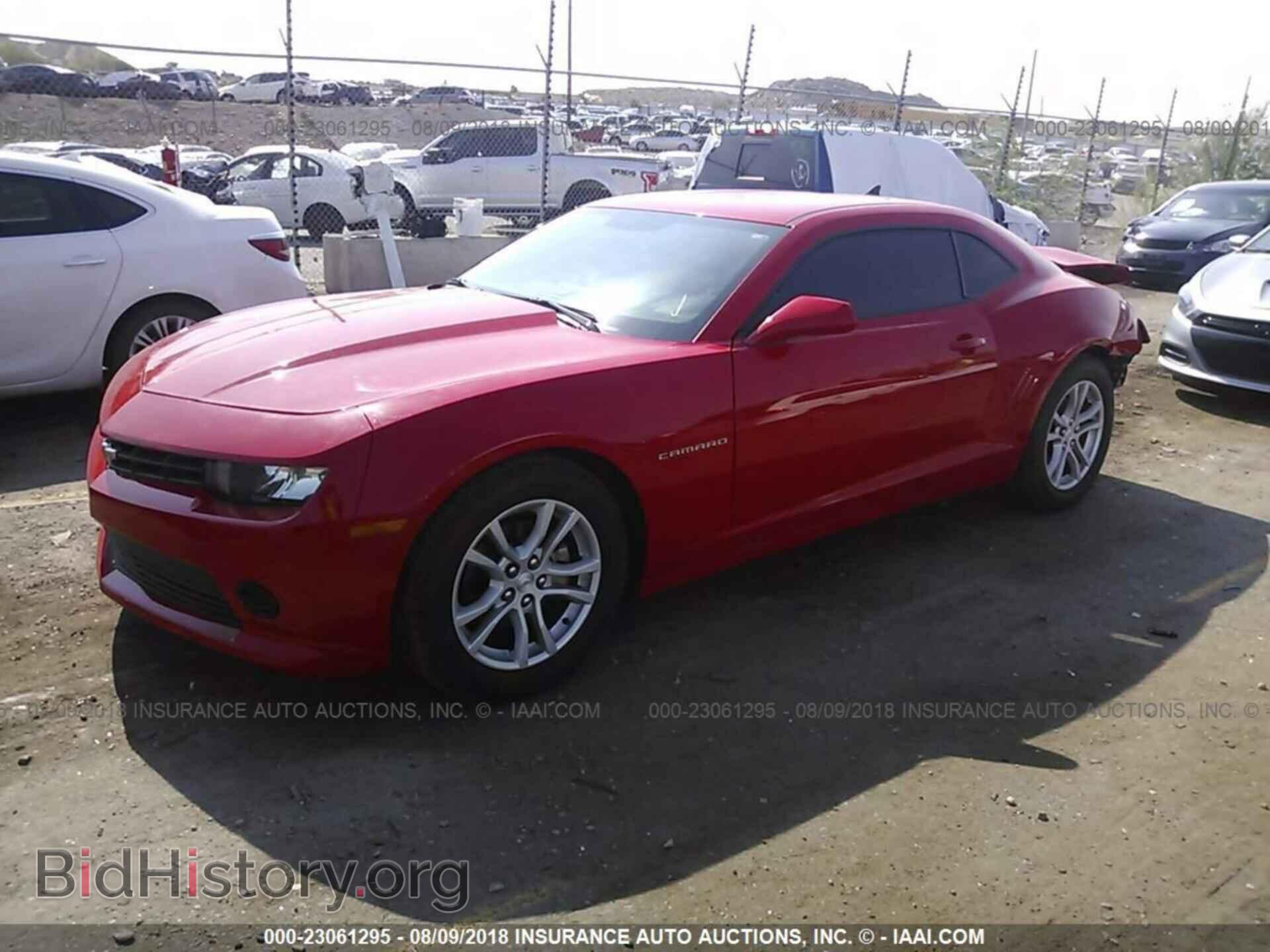 2015 Chevrolet Camaro - VIN: 2G1FB1E37F9273070 - Фото 2