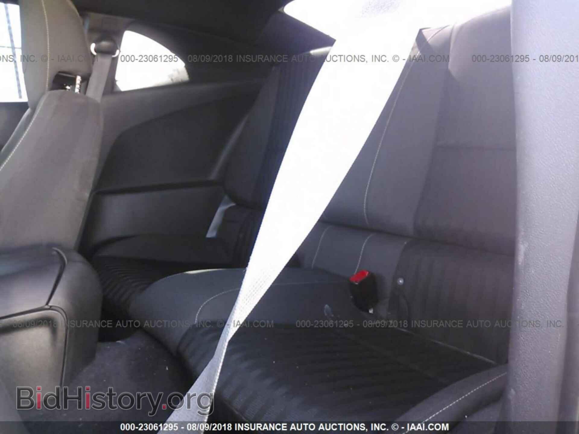 2015 Chevrolet Camaro - VIN: 2G1FB1E37F9273070 - Фото 8
