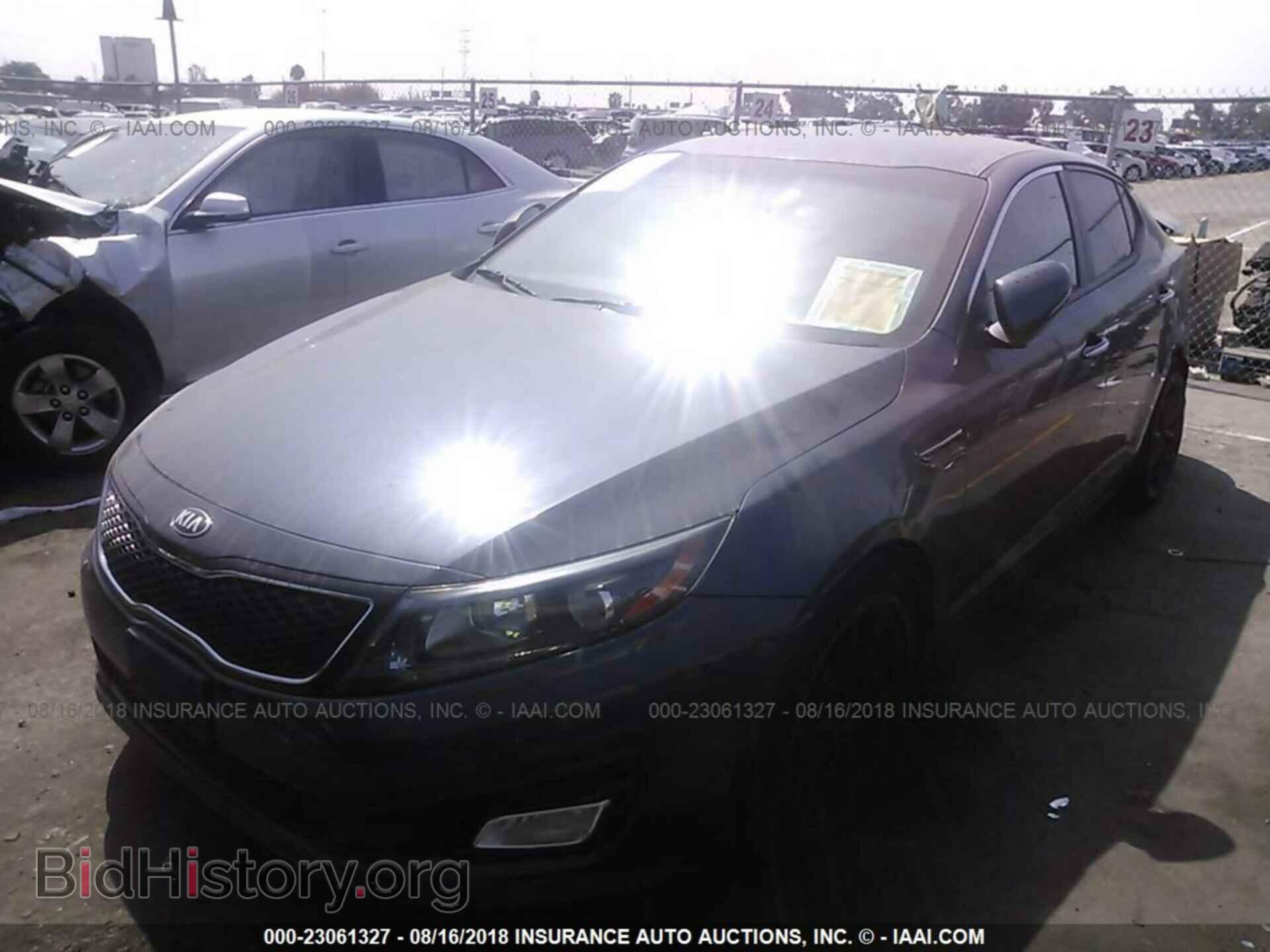2015 Kia Optima - VIN: 5XXGM4A72FG442257 - Photo 2