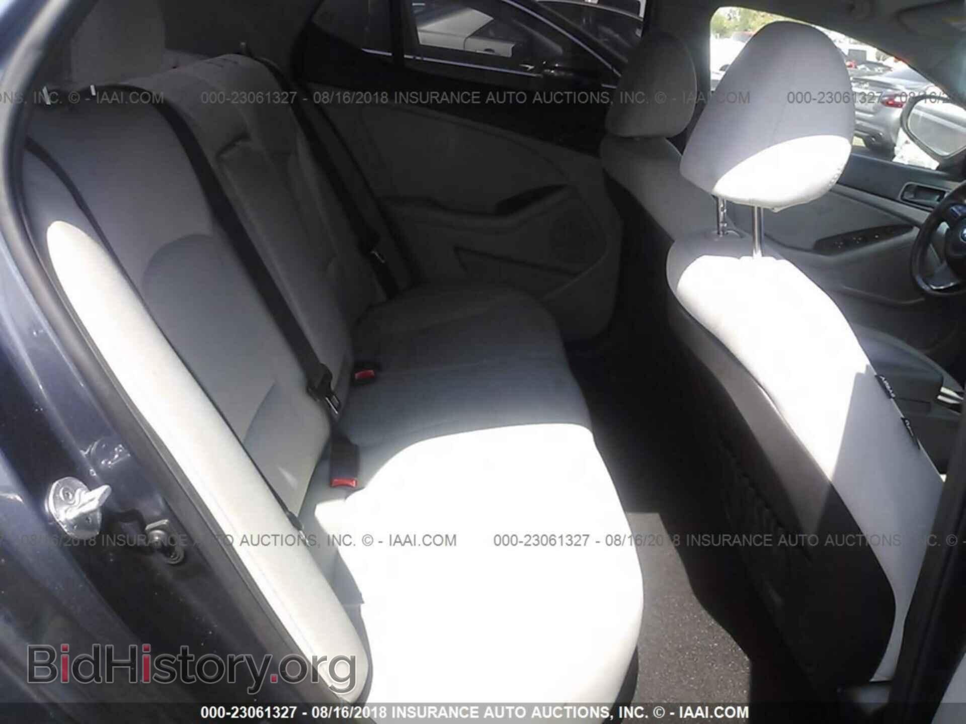 2015 Kia Optima - VIN: 5XXGM4A72FG442257 - Photo 8