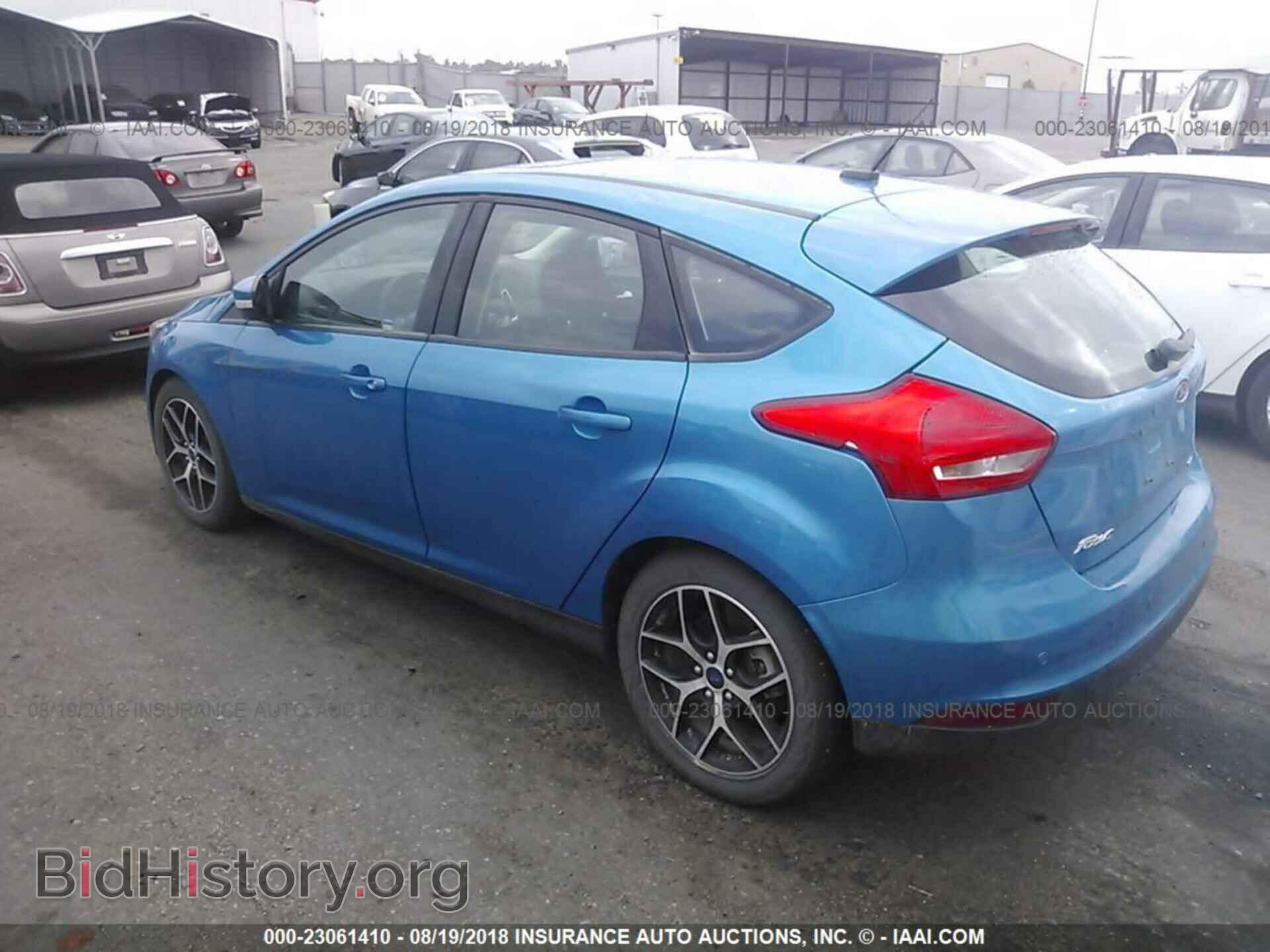 2017 Ford Focus - VIN: 1FADP3M24HL230201 - Фото 3