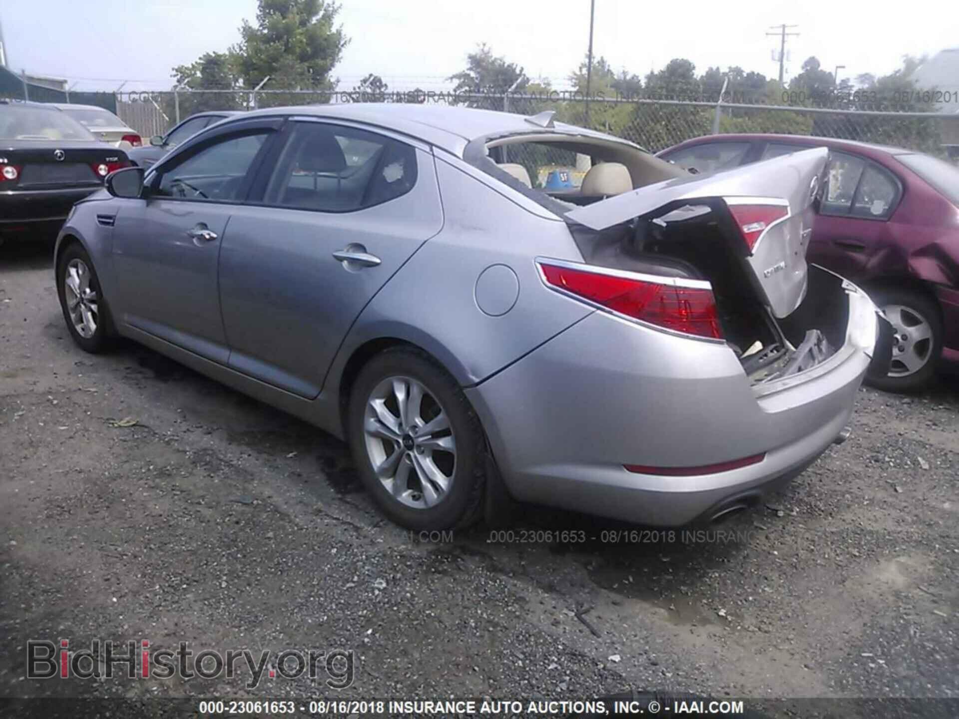 2011 Kia Optima - VIN: KNAGN4A78B5056077 - Фото 3