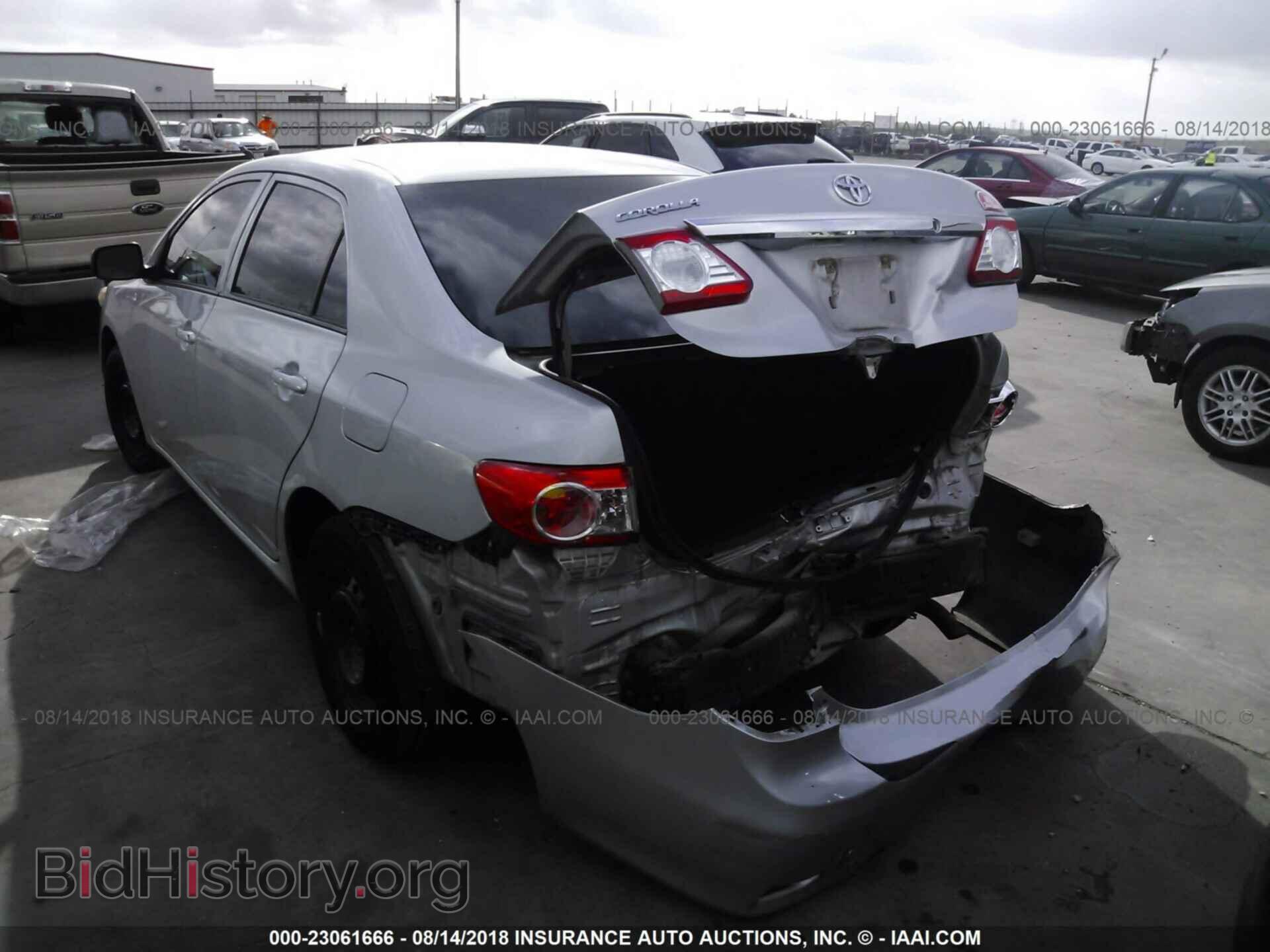 2011 Toyota Corolla - VIN: 2T1BU4EE7BC671733 - Фото 3