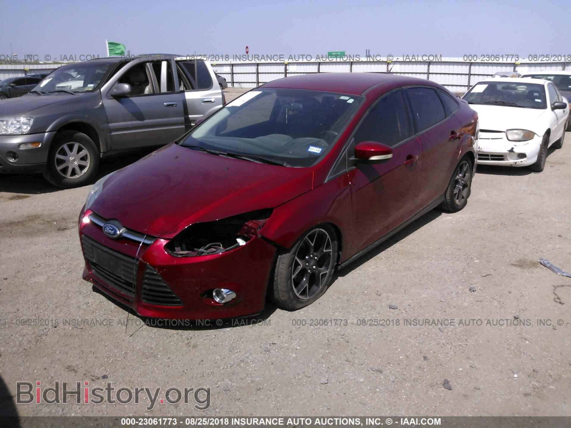 2013 Ford Focus - VIN: 1FADP3F27DL183284 - Photo 2