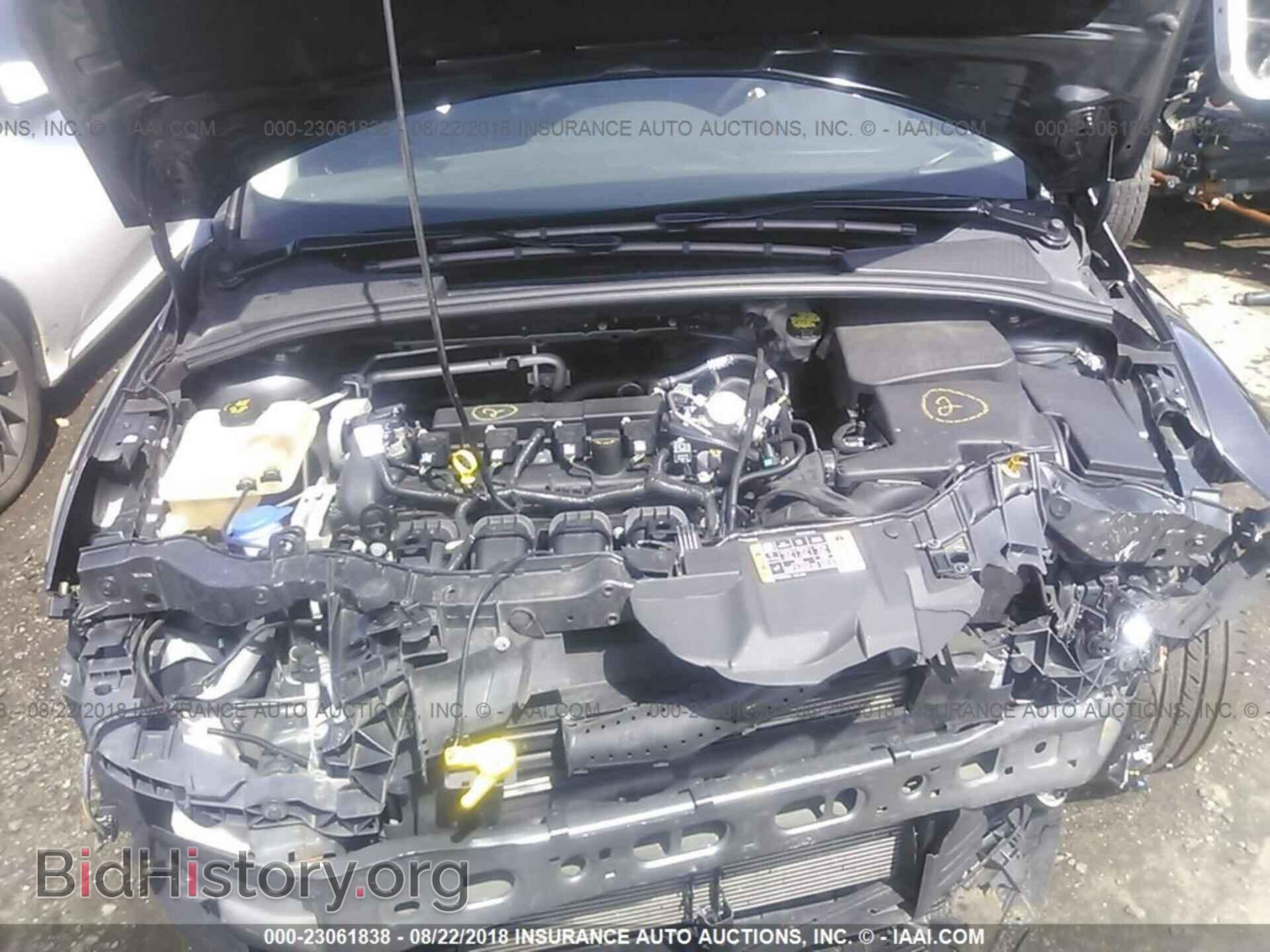 2016 Ford Focus - VIN: 1FADP3K23GL375649 - Фото 10