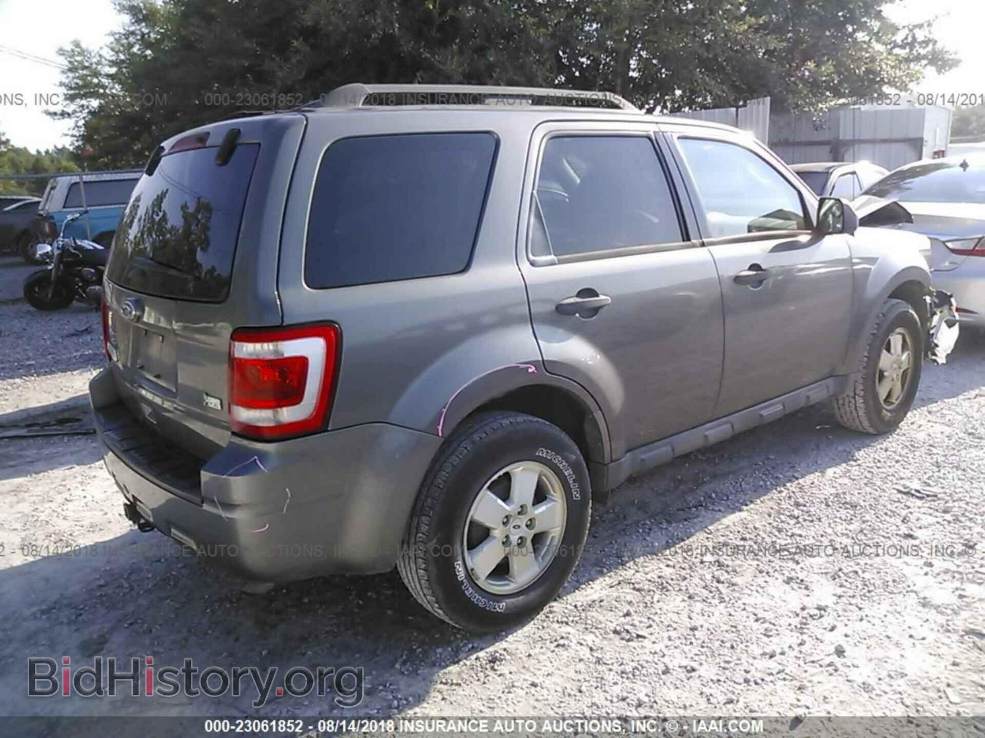 2012 Ford Escape - VIN: 1FMCU9DG5CKA60745 - Фото 4