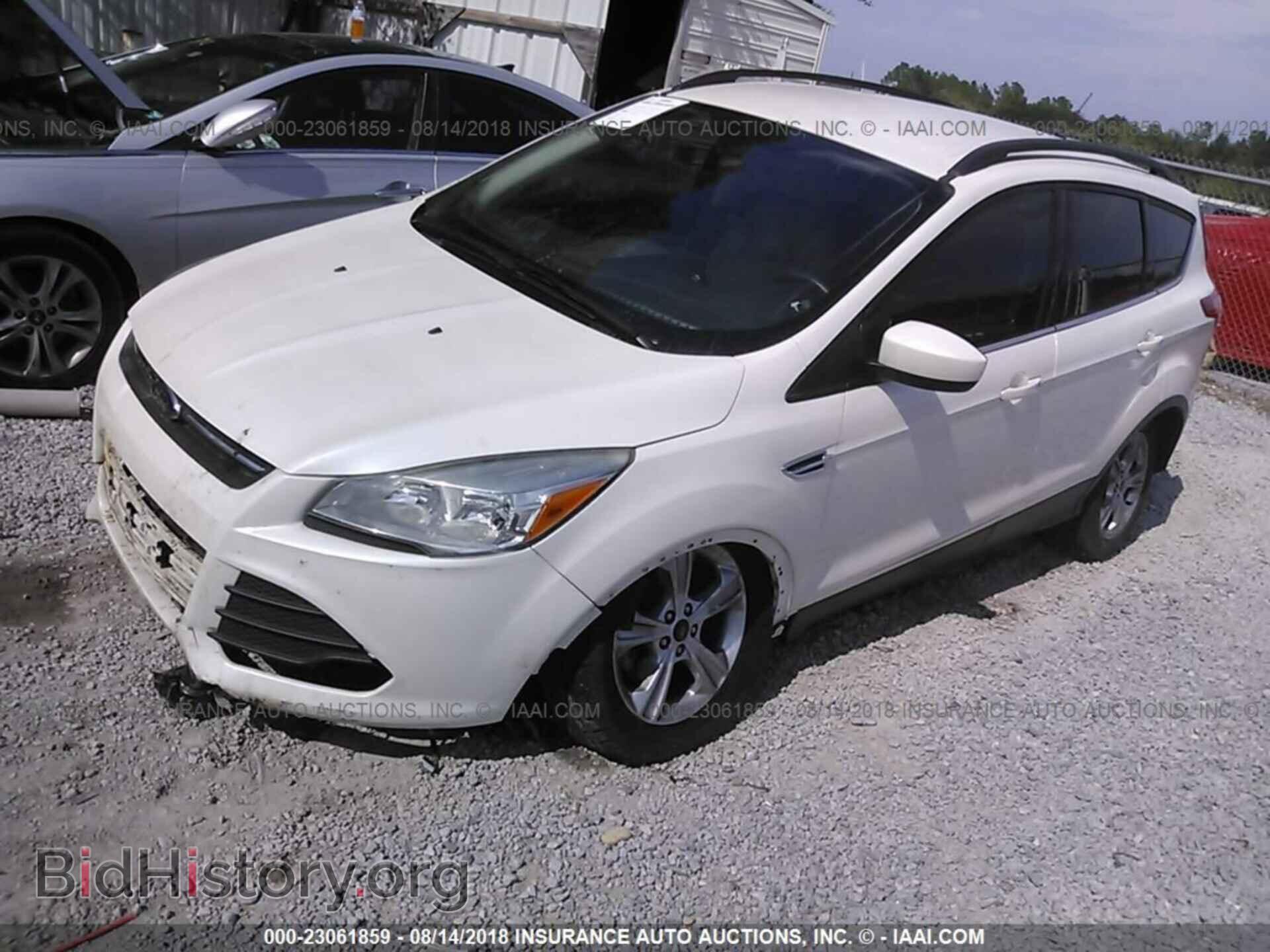 2014 Ford Escape - VIN: 1FMCU0GX1EUB23046 - Photo 2