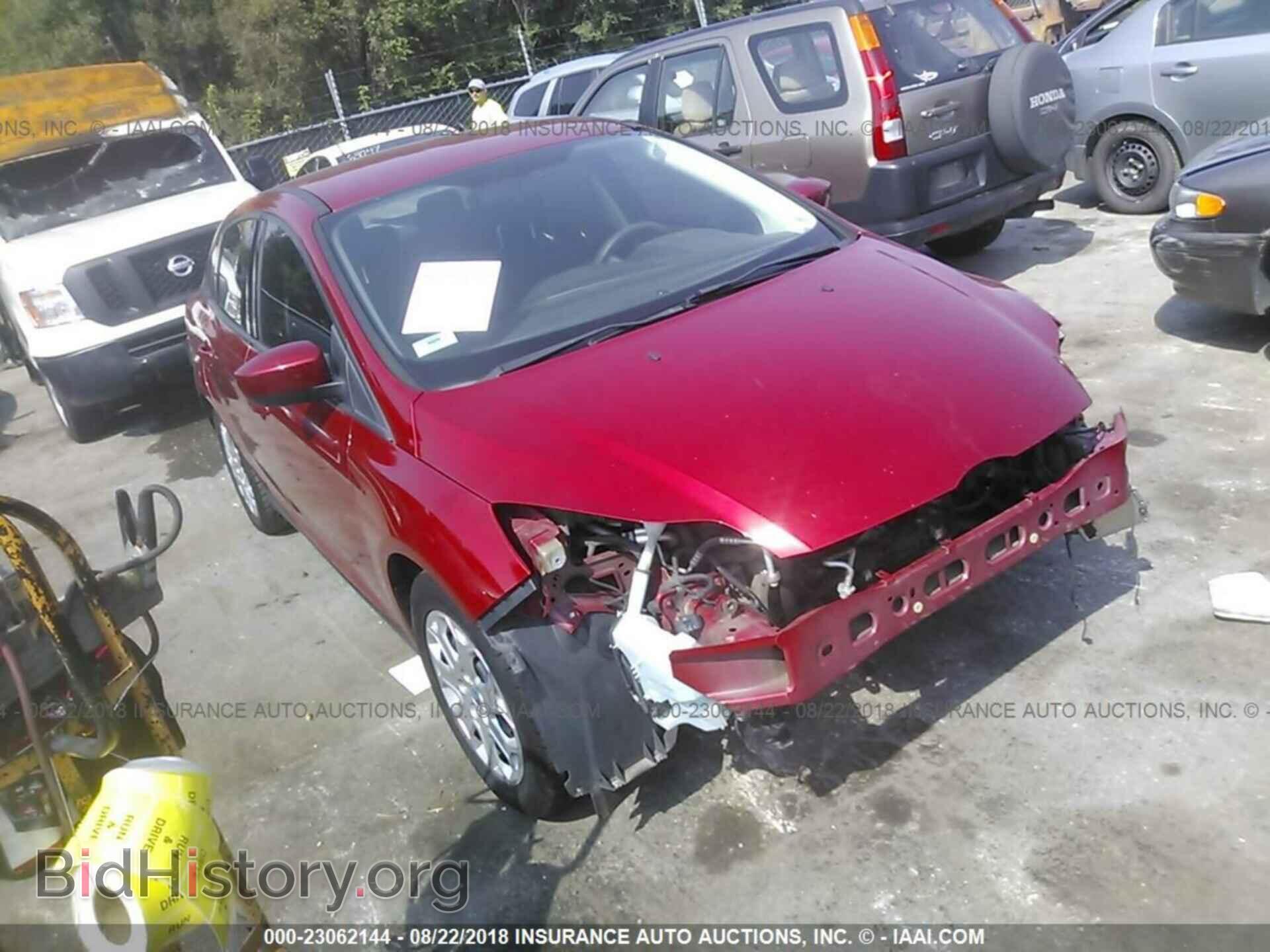 Photo 1FAHP3F20CL109866 - Ford Focus 2012