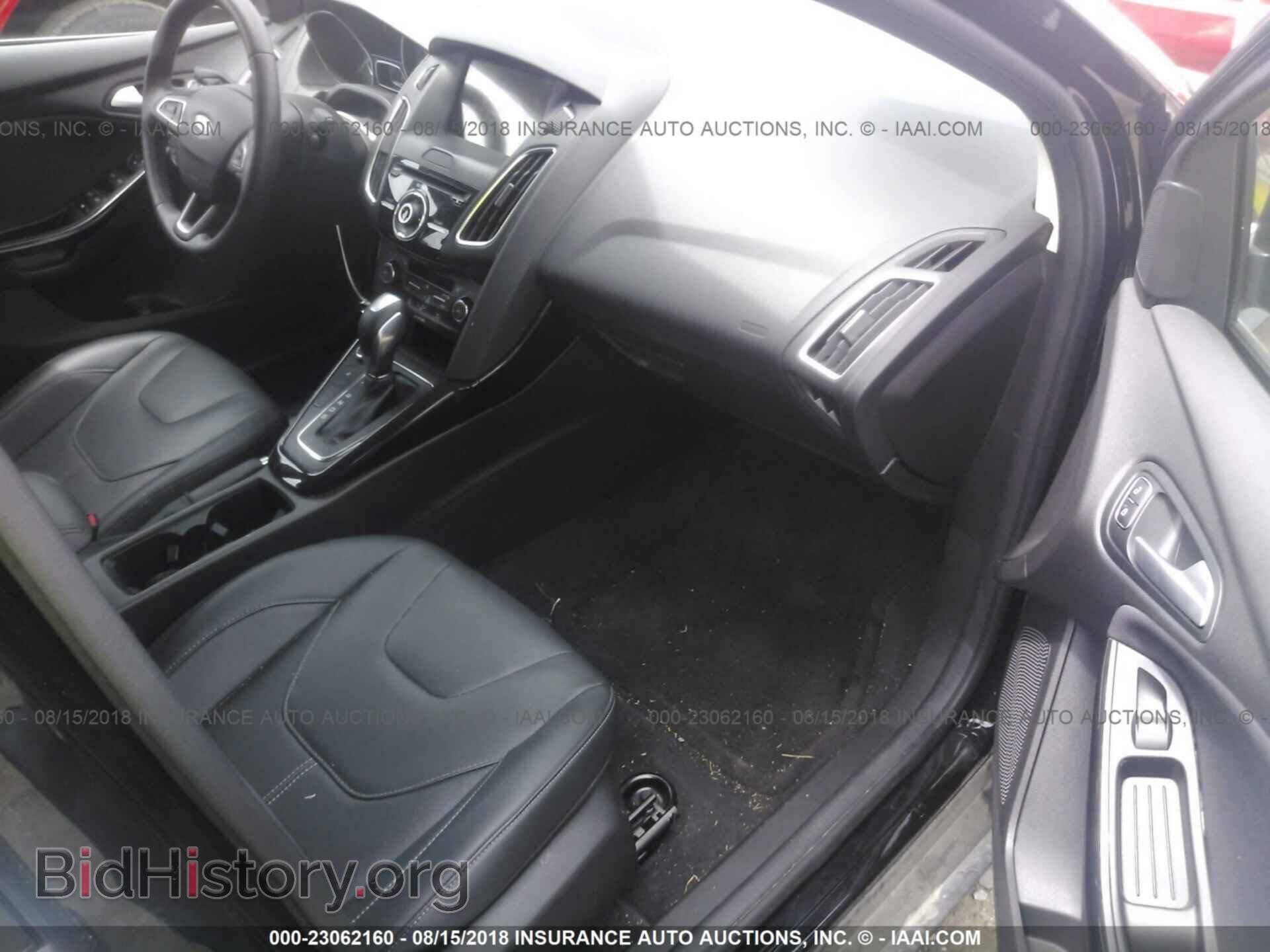 2017 Ford Focus - VIN: 1FADP3N26HL309691 - Фото 5