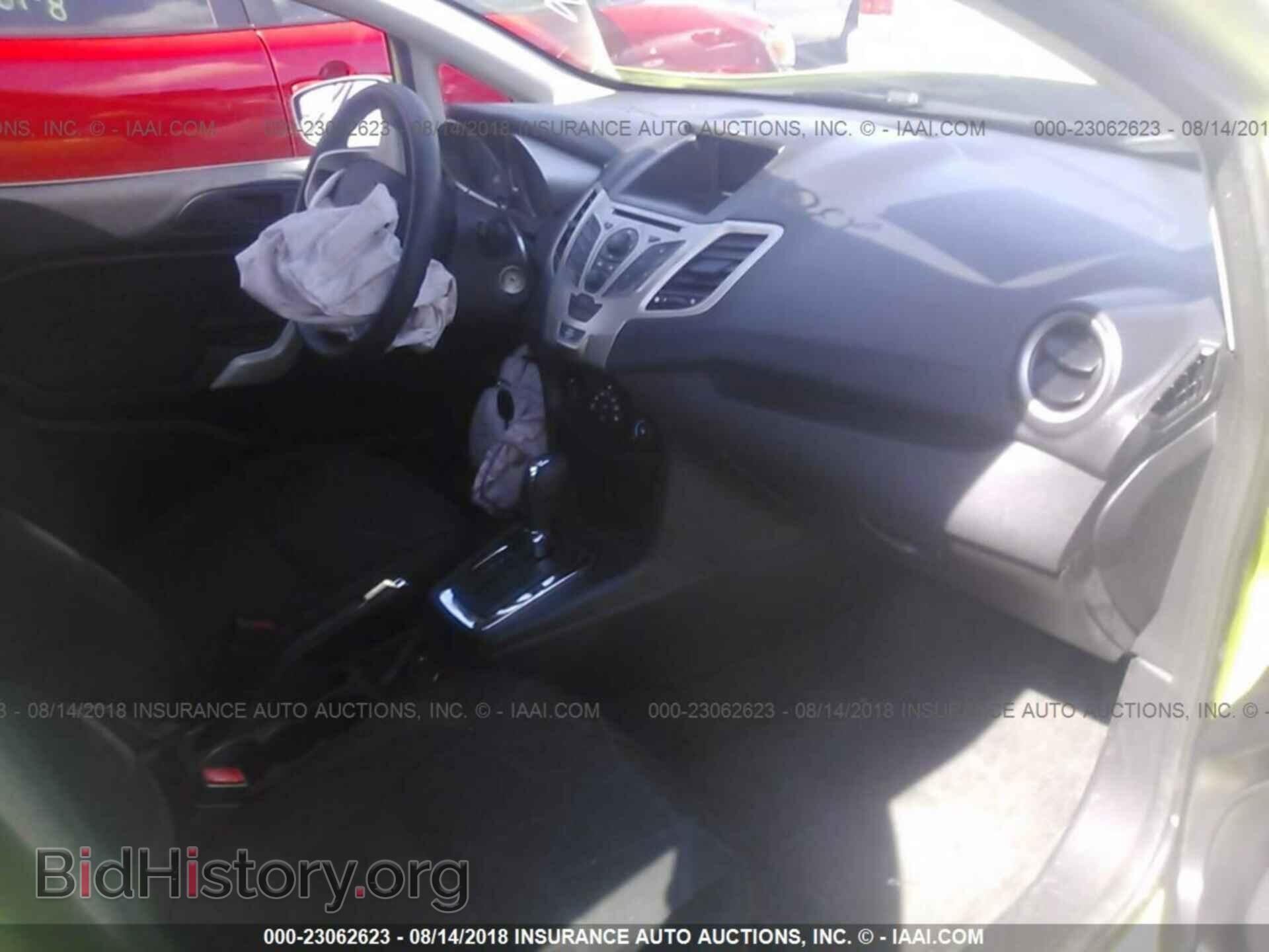 2011 Ford Fiesta - VIN: 3FADP4EJ0BM174971 - Фото 5