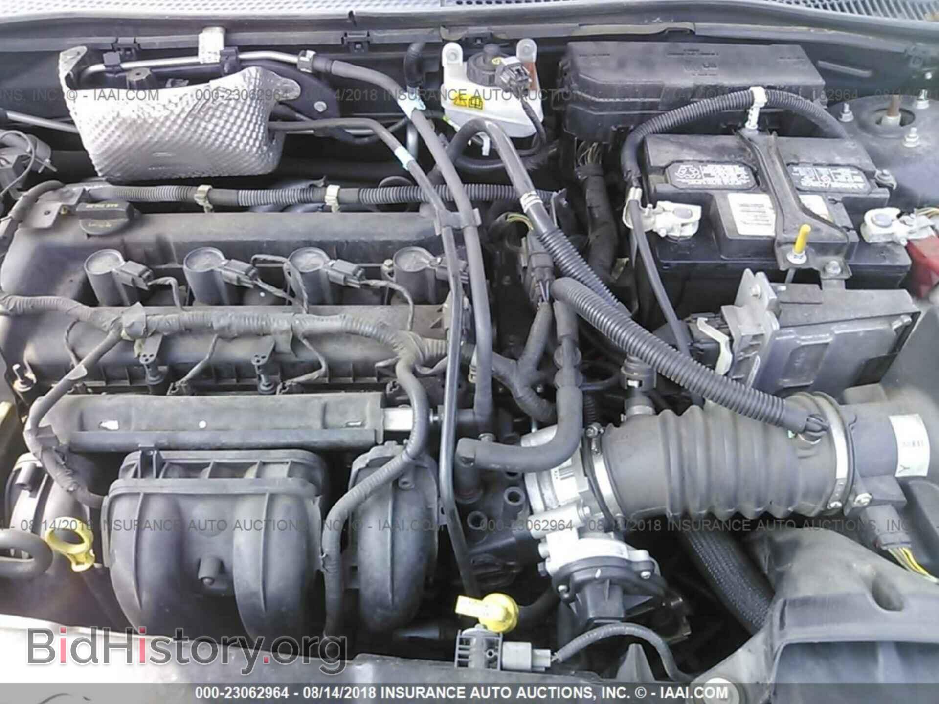 2011 Ford Focus - VIN: 1FAHP3EN7BW110182 - Фото 10