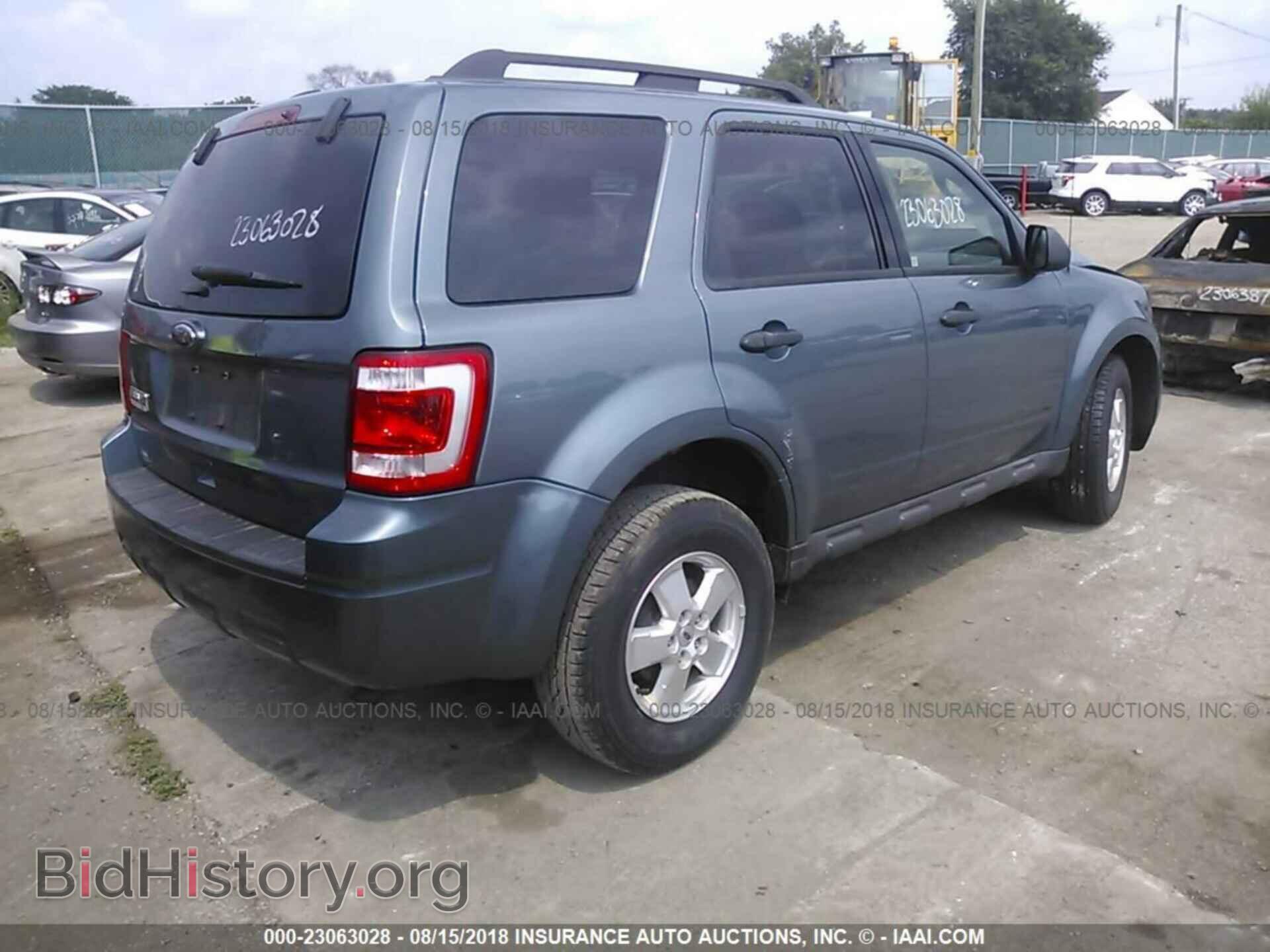 2012 Ford Escape - VIN: 1FMCU0D74CKA05330 - Фото 4