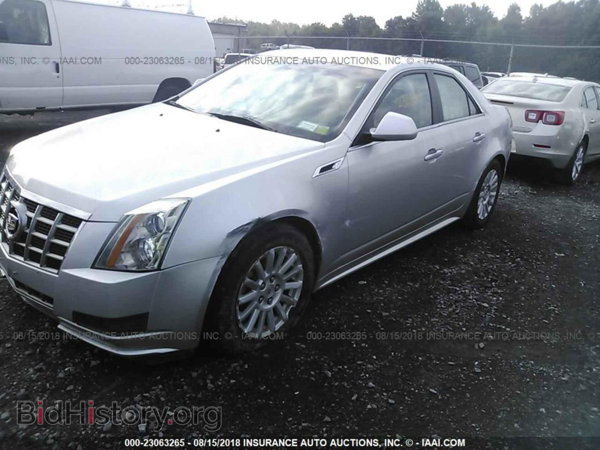 2012 Cadillac Cts - VIN: 1G6DC5E57C0138863 - Photo 2
