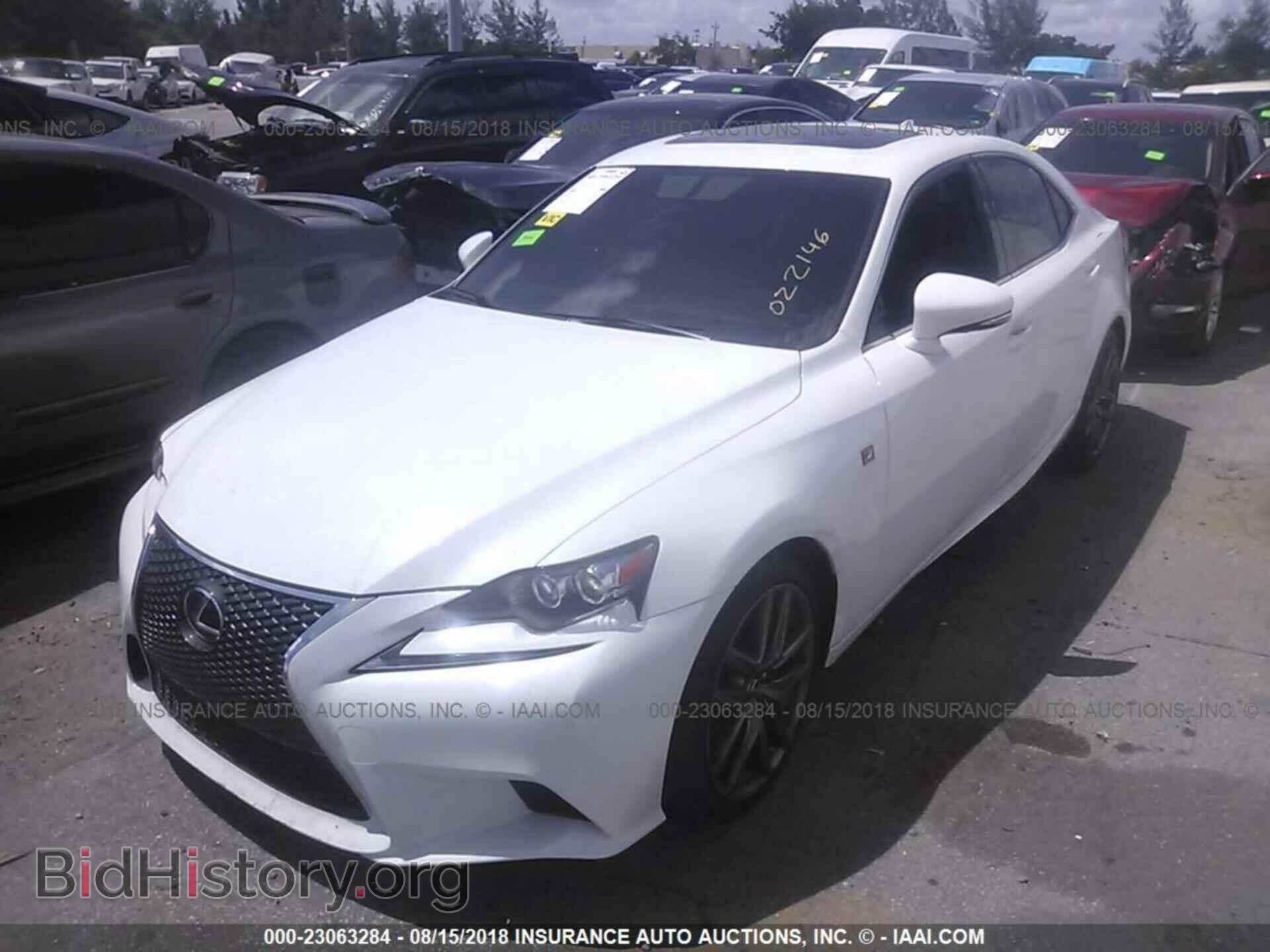 2015 Lexus Is - VIN: JTHCF1D25F5022146 - Photo 2