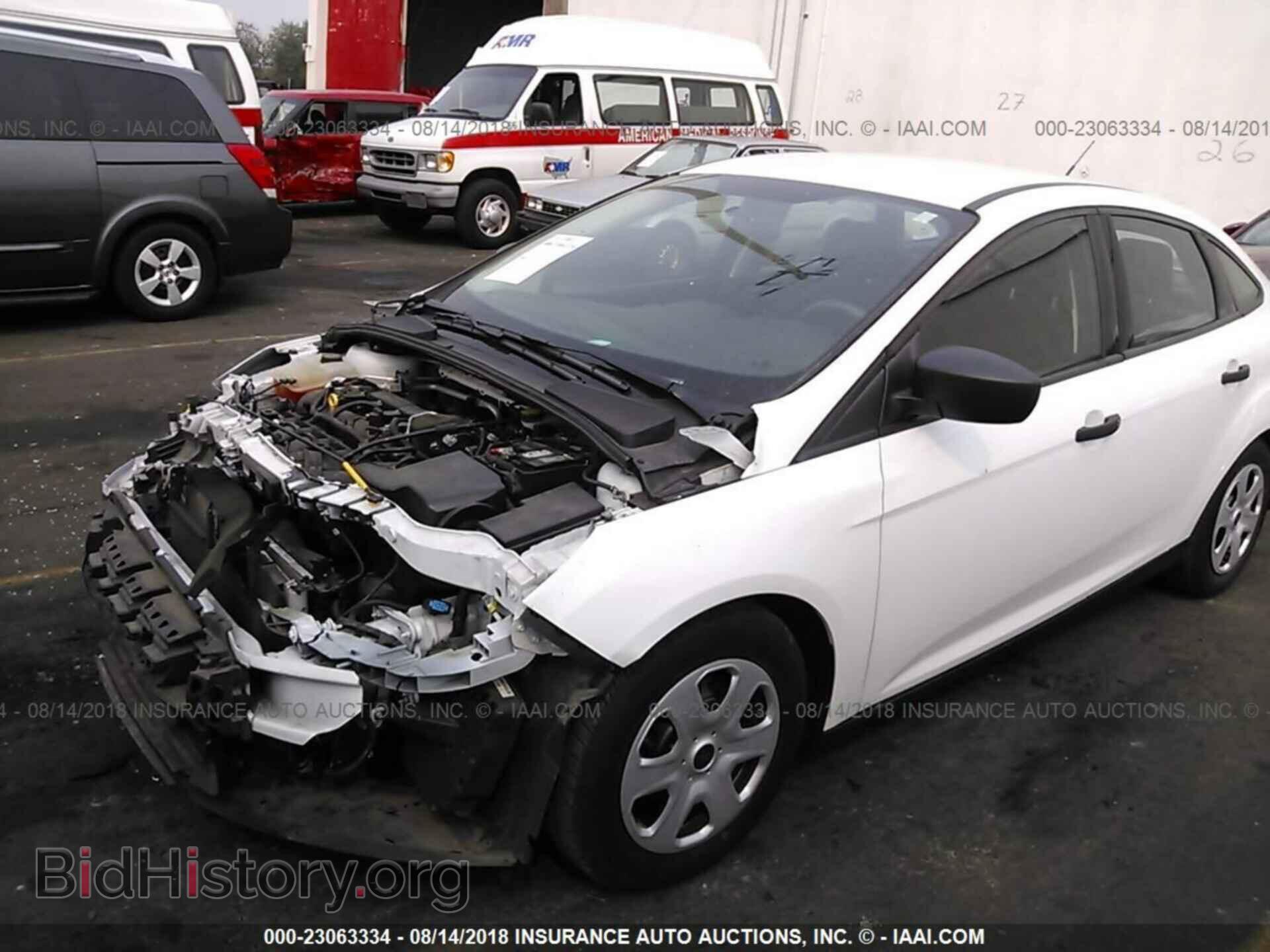 2015 Ford Focus - VIN: 1FADP3E29FL249189 - Фото 2