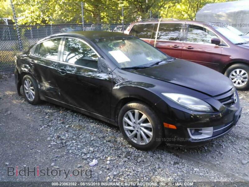 2011 Mazda 6 (VIN 1YVHZ8CH8B5M02776) — фото 1 из 10, IAAI, повреждение: правый бок