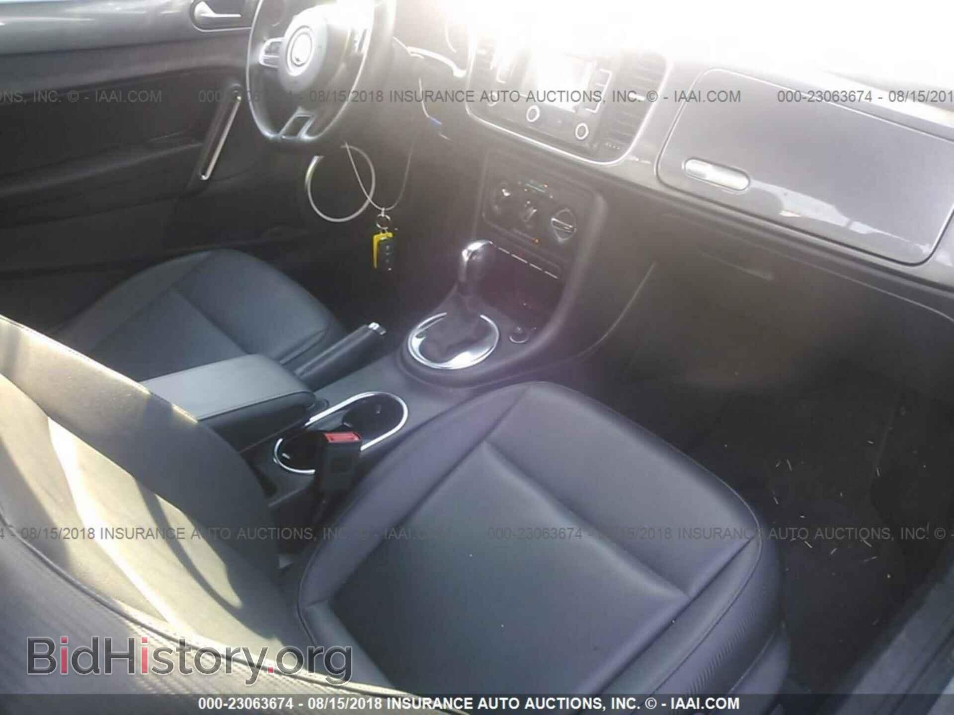 2012 VOLKSWAGEN BEETLE - VIN: 3VWJP7AT4CM632872 - Фото 5