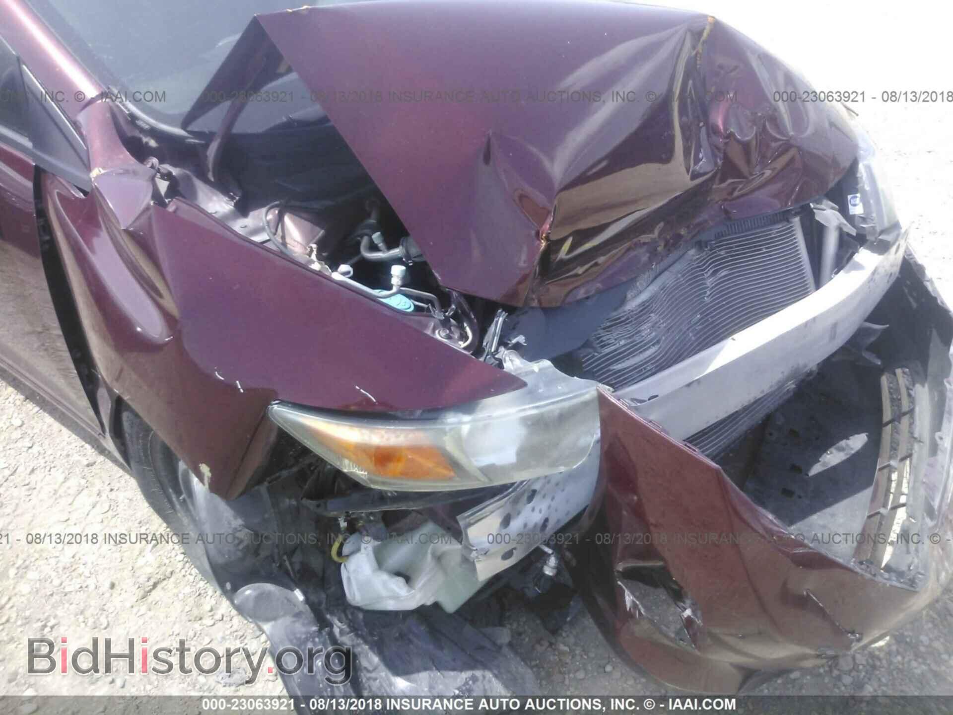 2012 Honda Civic - VIN: 19XFB2F57CE088124 - Photo 6