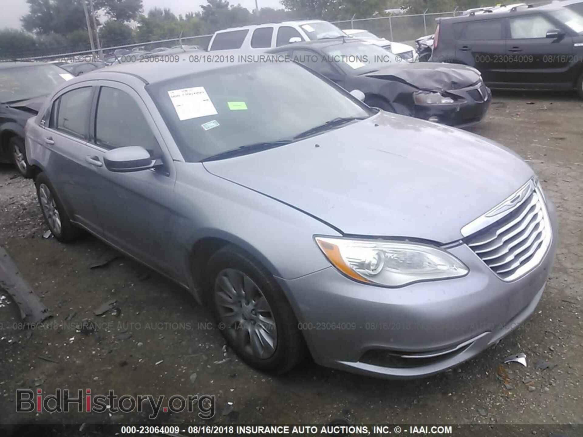 Photo 1C3CCBAB6EN205157 - Chrysler 200 2014