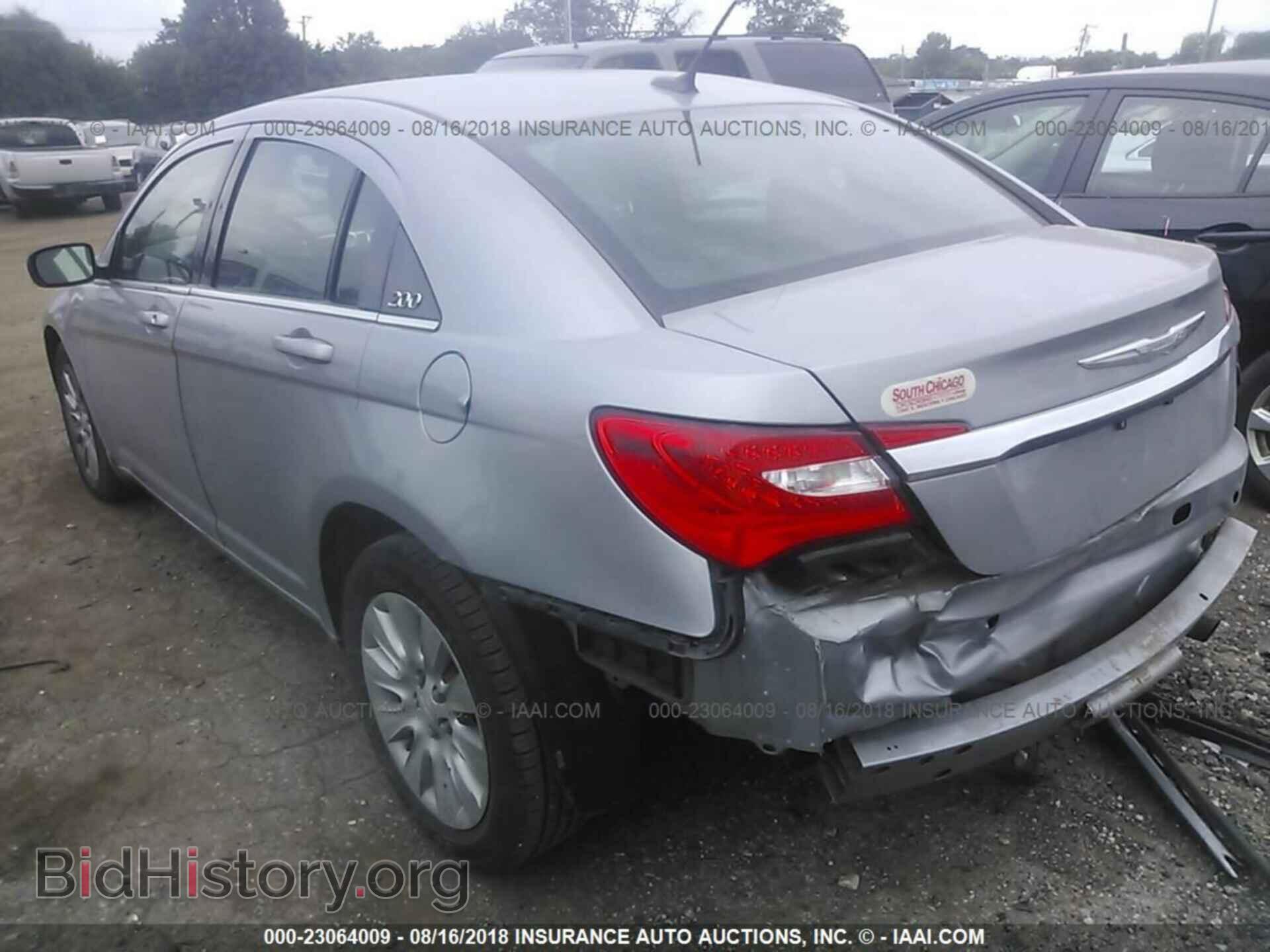 2014 Chrysler 200 - VIN: 1C3CCBAB6EN205157 - Фото 3