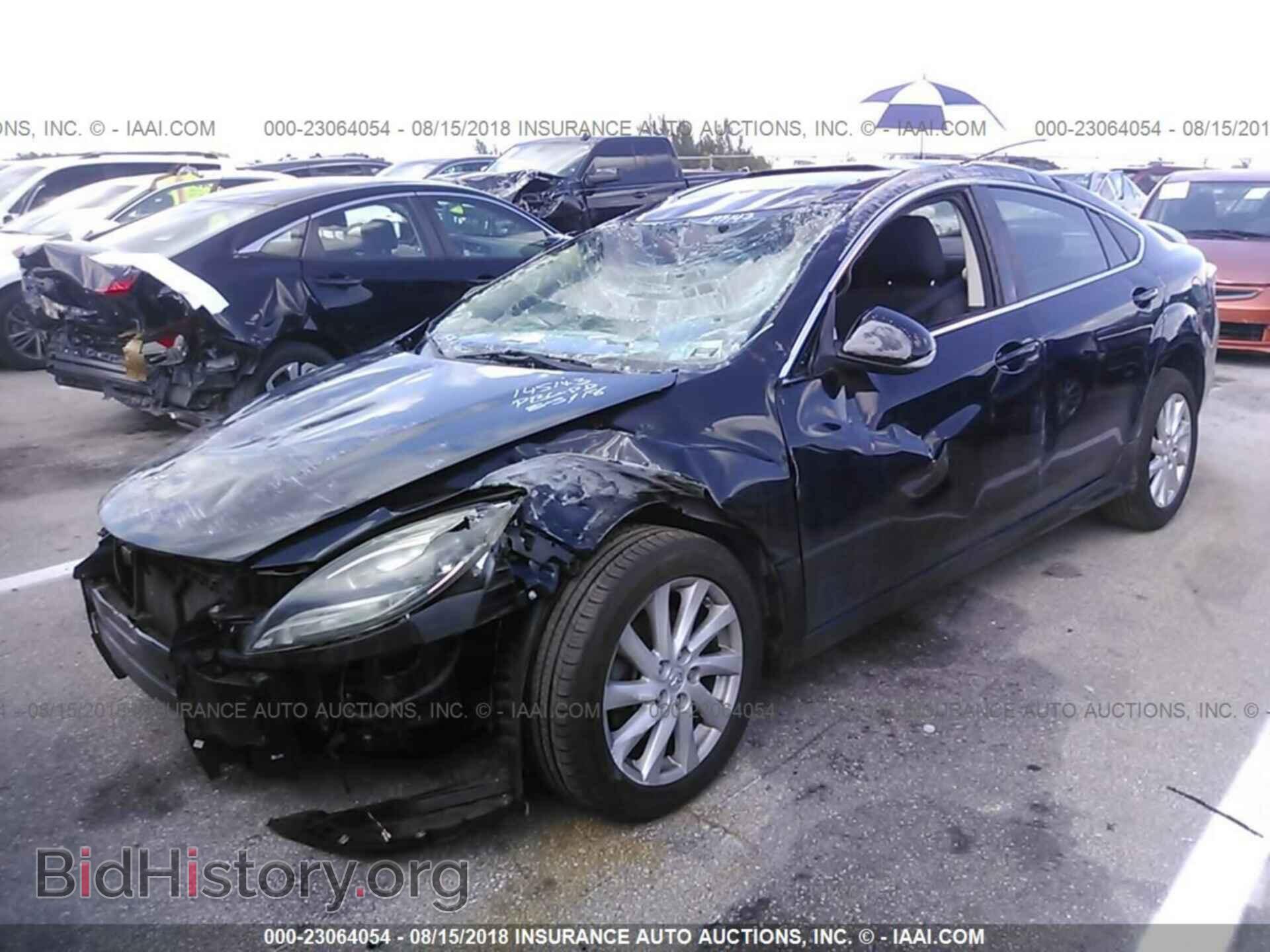 2011 Mazda 6 - VIN: 1YVHZ8CH8B5M30416 - Photo 2