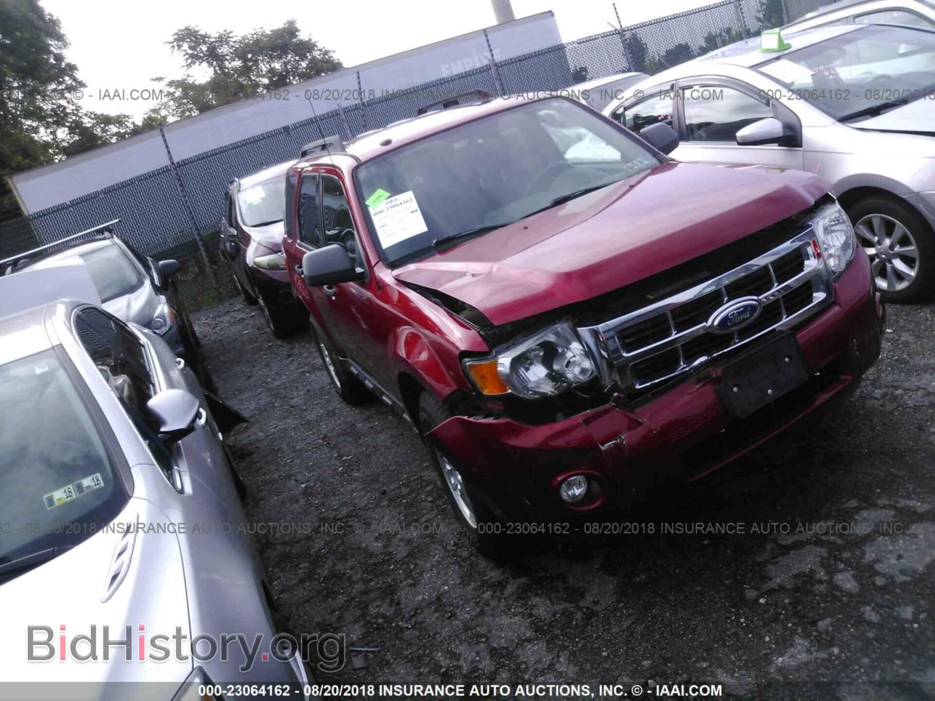 Photo 1FMCU9DG8CKB09193 - Ford Escape 2012