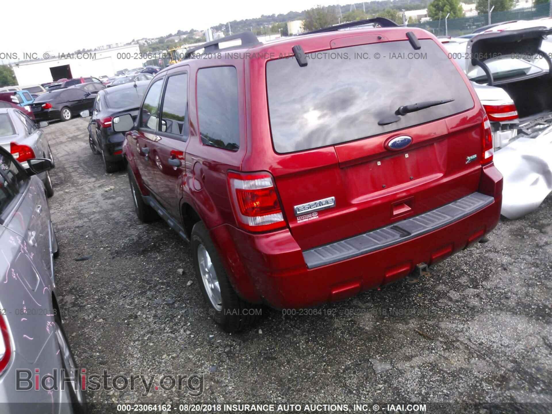 2012 Ford Escape - VIN: 1FMCU9DG8CKB09193 - Photo 3