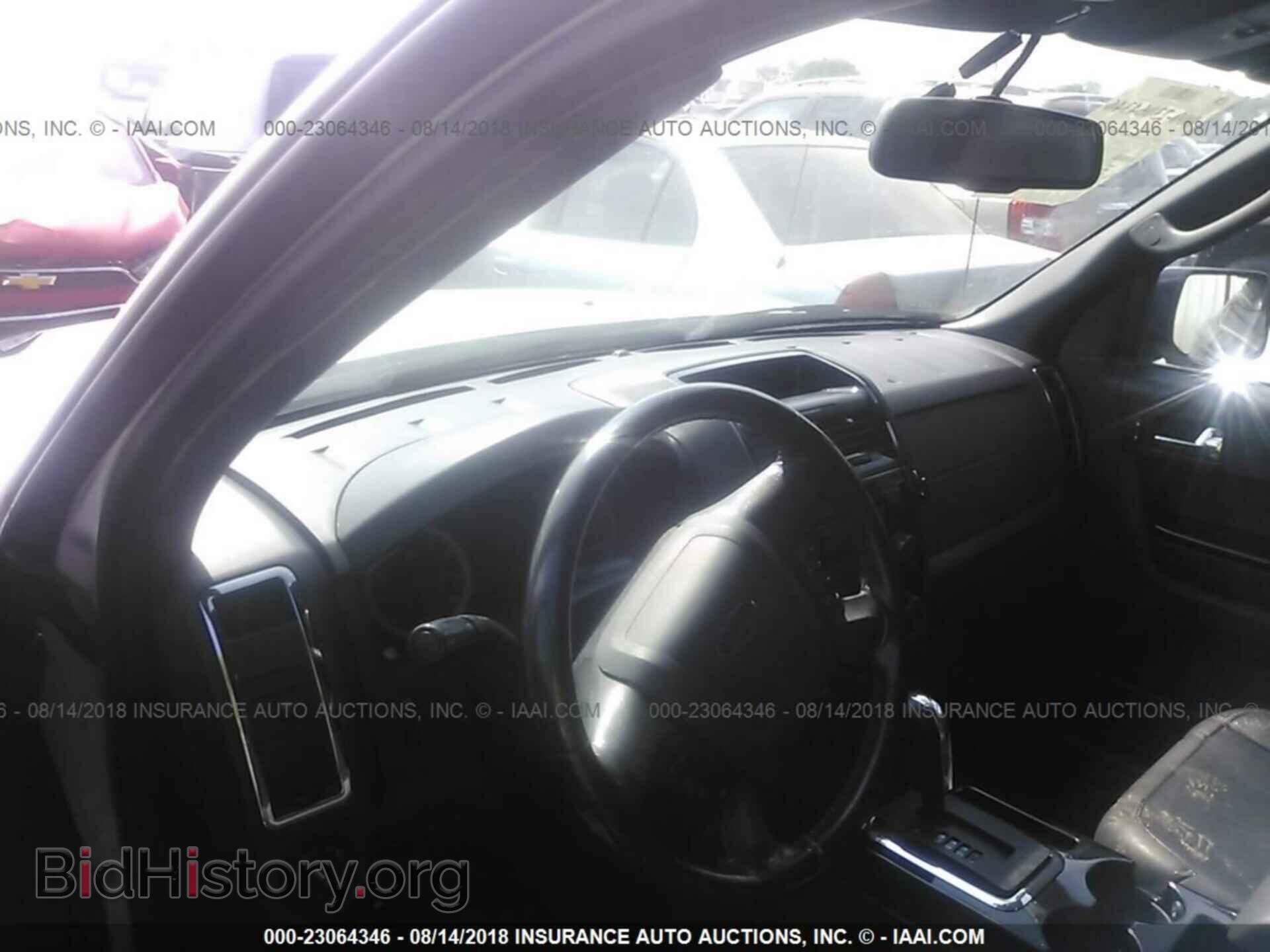 2011 Ford Escape - VIN: 1FMCU9DG5BKC10769 - Photo 5
