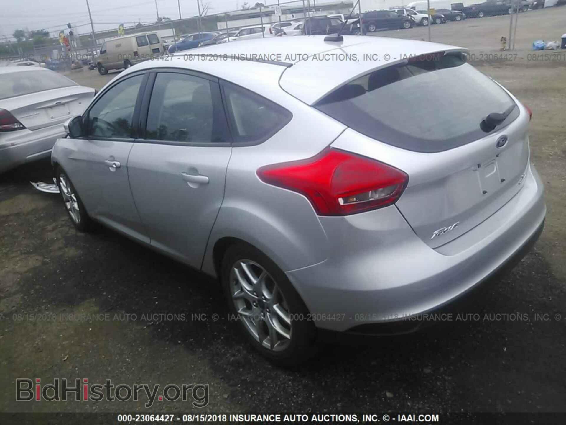 2015 Ford Focus - VIN: 1FADP3K23FL386777 - Фото 3