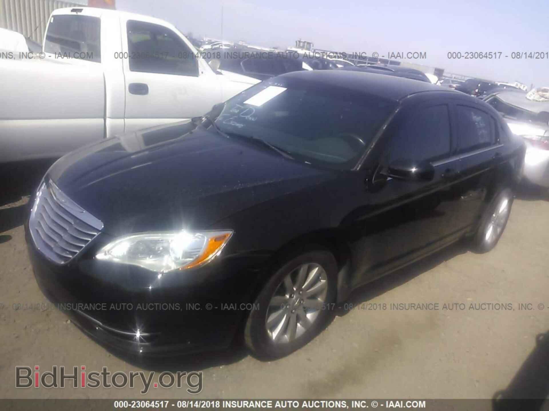 2012 Chrysler 200 - VIN: 1C3CCBBG7CN296995 - Photo 2