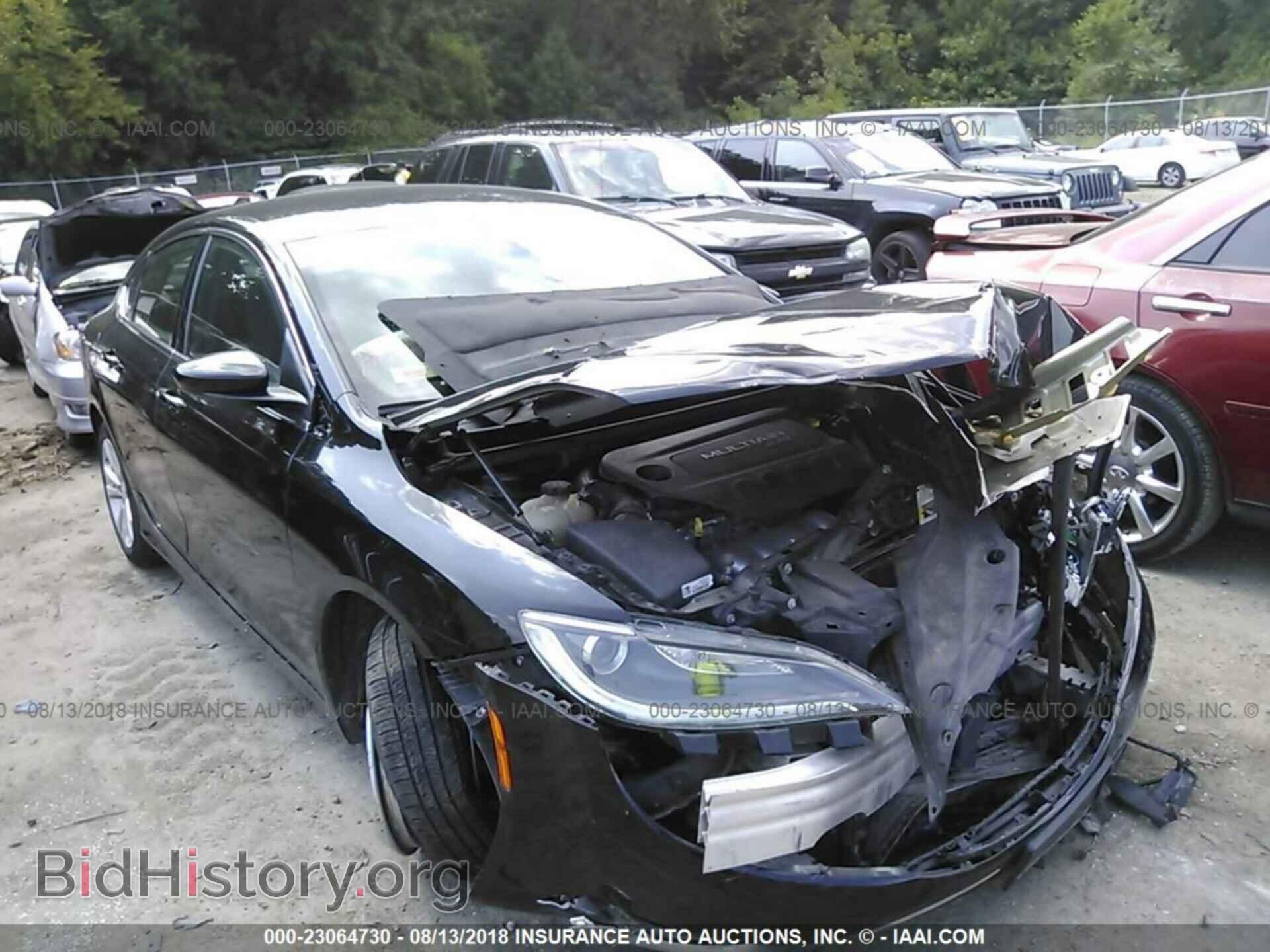 Photo 1C3CCCAB7FN720496 - Chrysler 200 2015