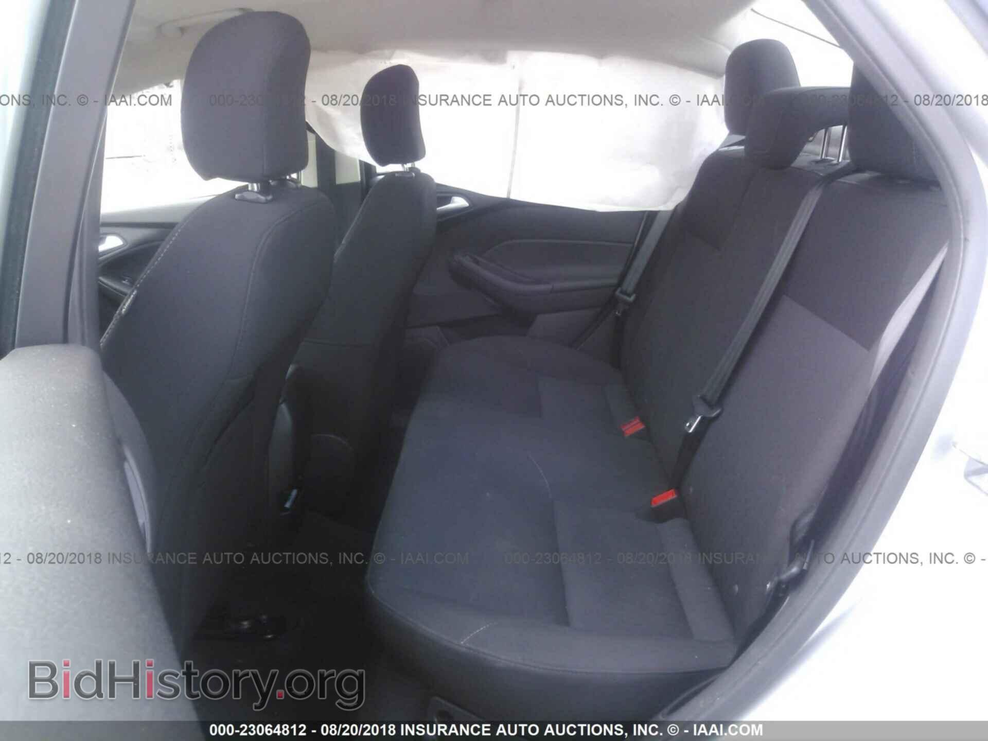 2016 Ford Focus - VIN: 1FADP3F23GL264366 - Фото 8