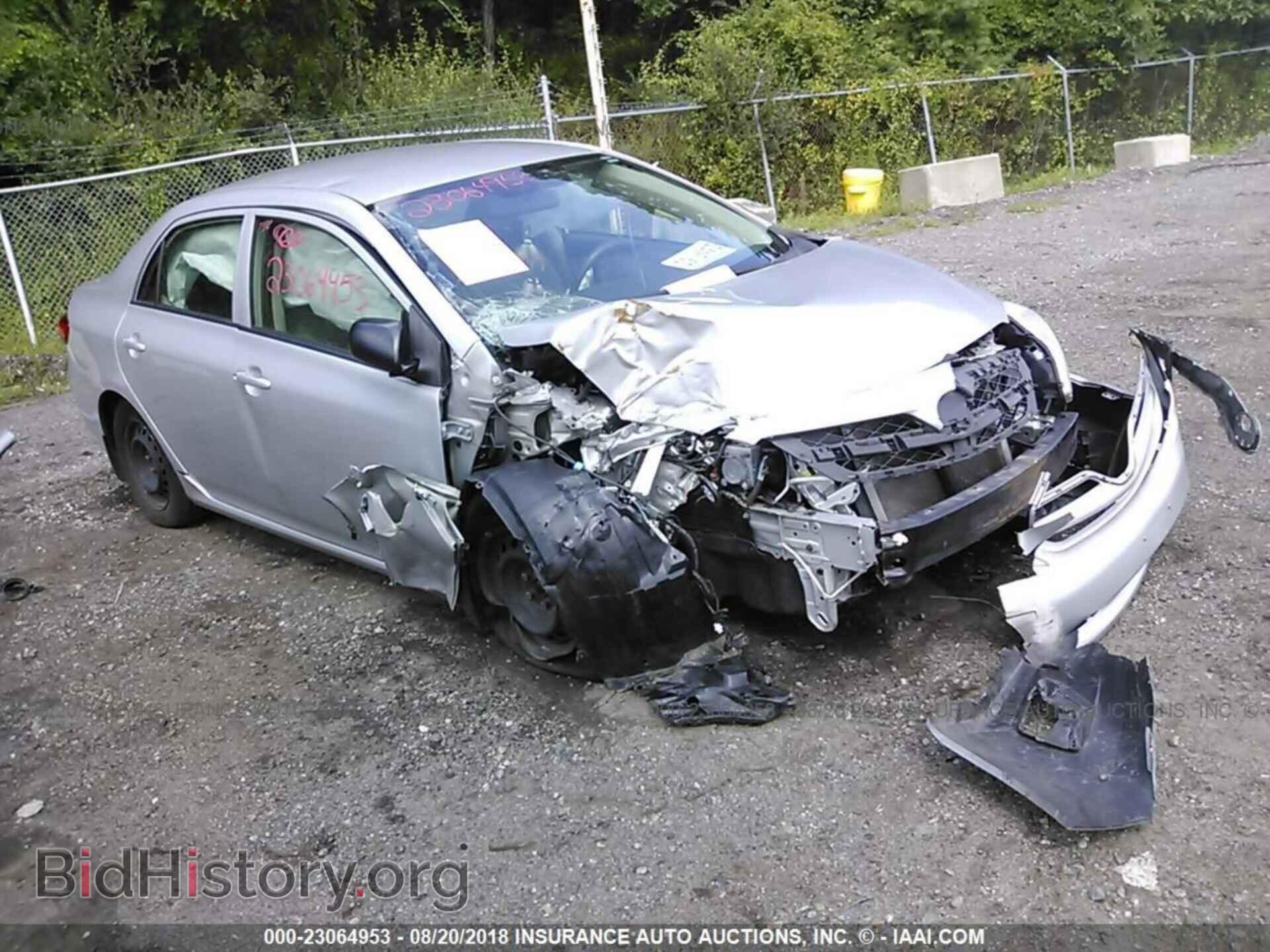 Фотография JTDBU4EEXB9165657 - Toyota Corolla 2011