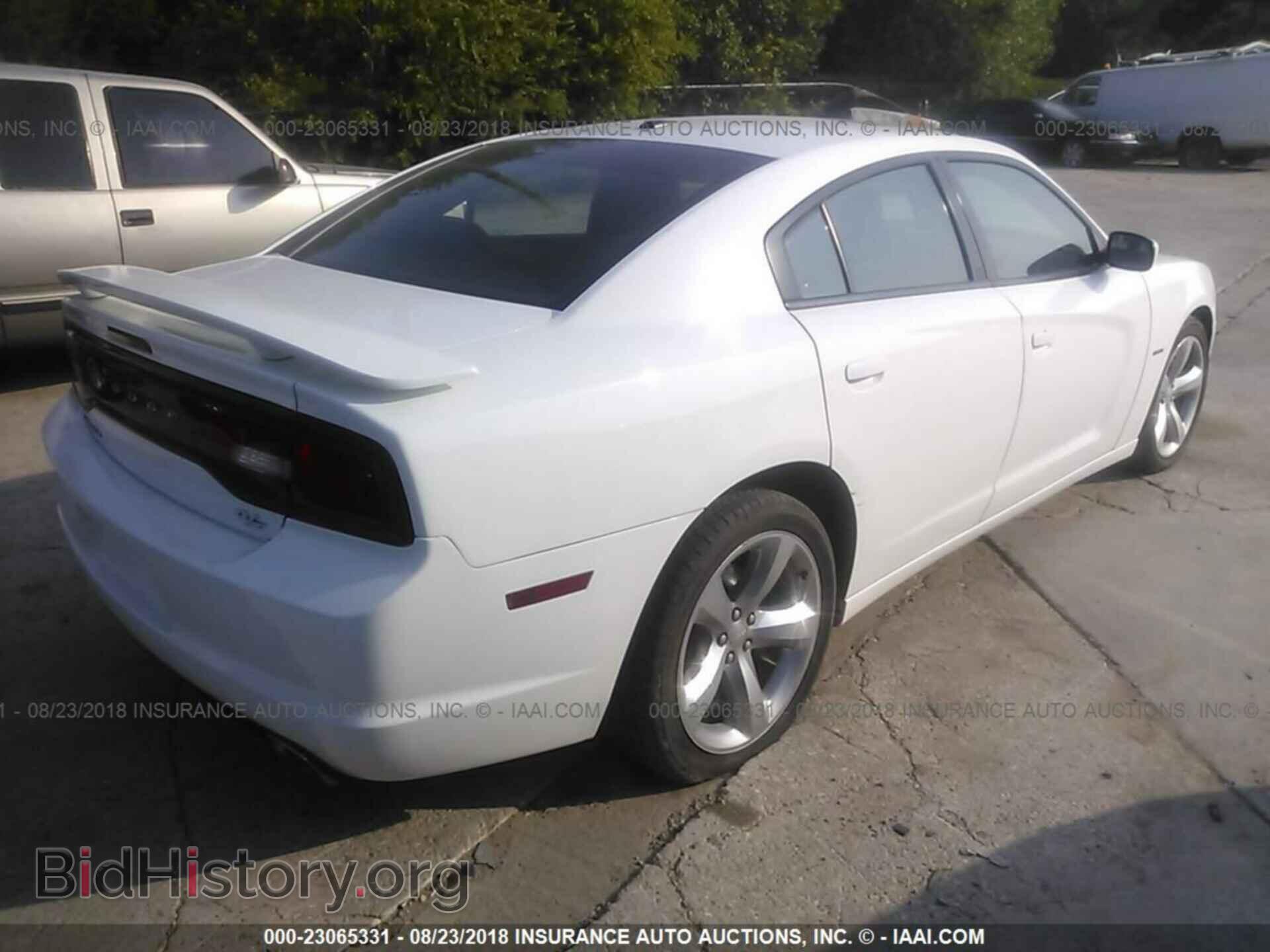 2011 Dodge Charger - VIN: 2B3CL5CT2BH609663 - Фото 4