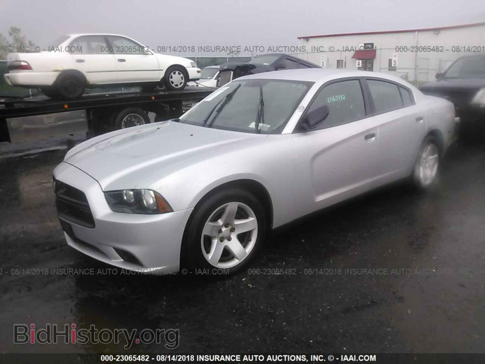 2013 Dodge Charger - VIN: 2C3CDXAT5DH549847 - Photo 2