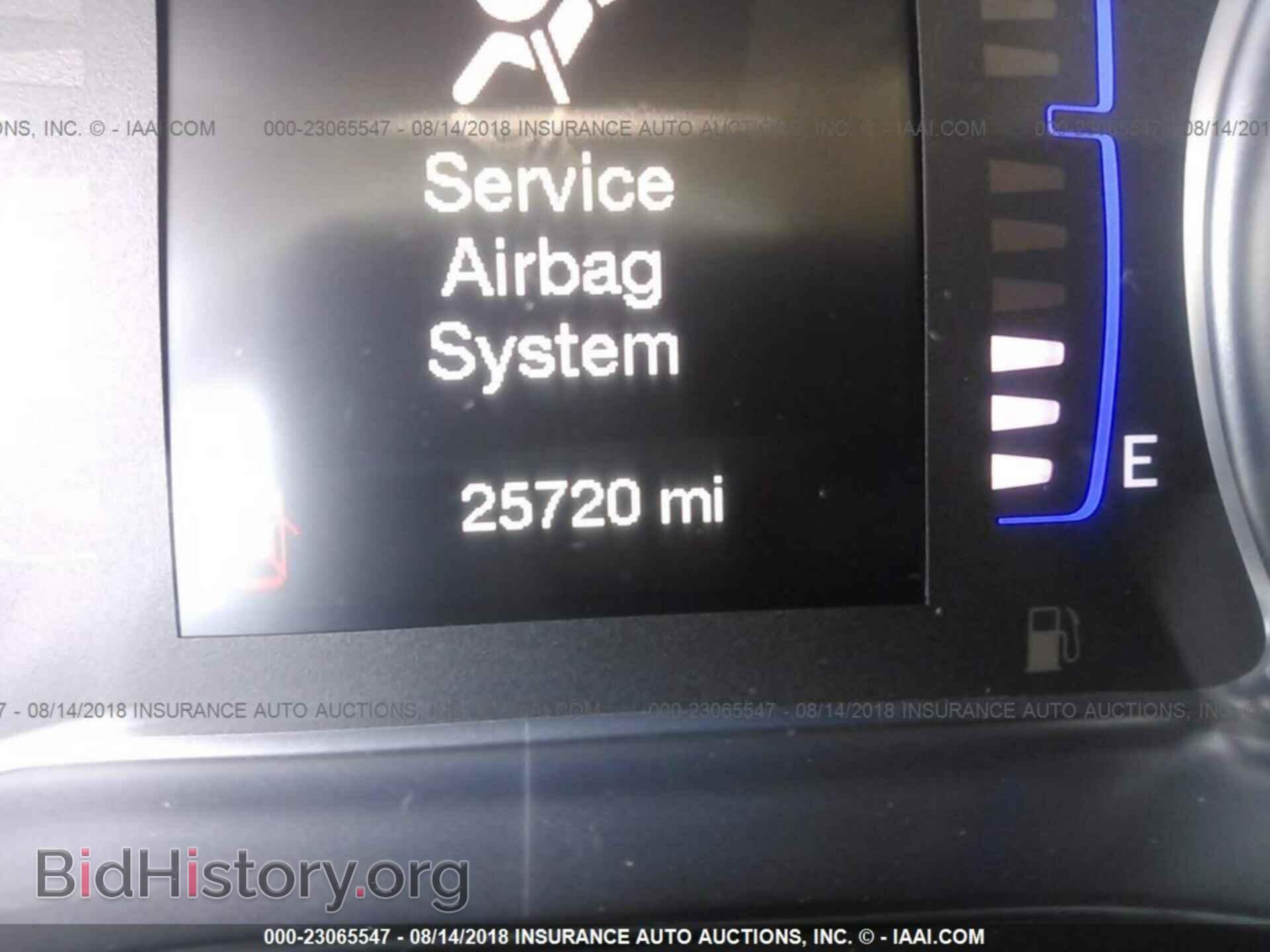 2016 Chrysler 200 - VIN: 1C3CCCAB7GN130056 - Photo 7