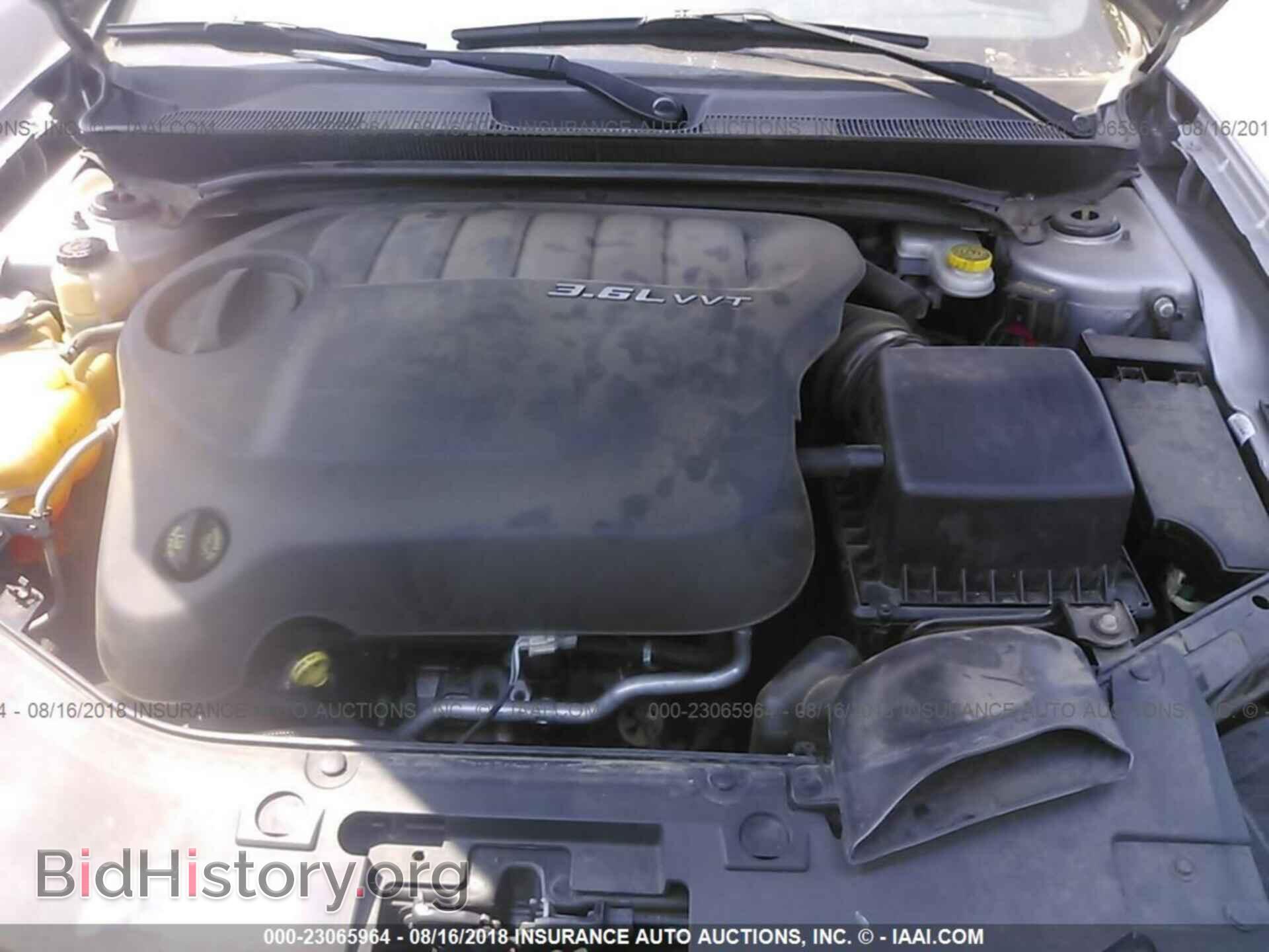 2013 Chrysler 200 - VIN: 1C3CCBBG5DN745009 - Photo 10