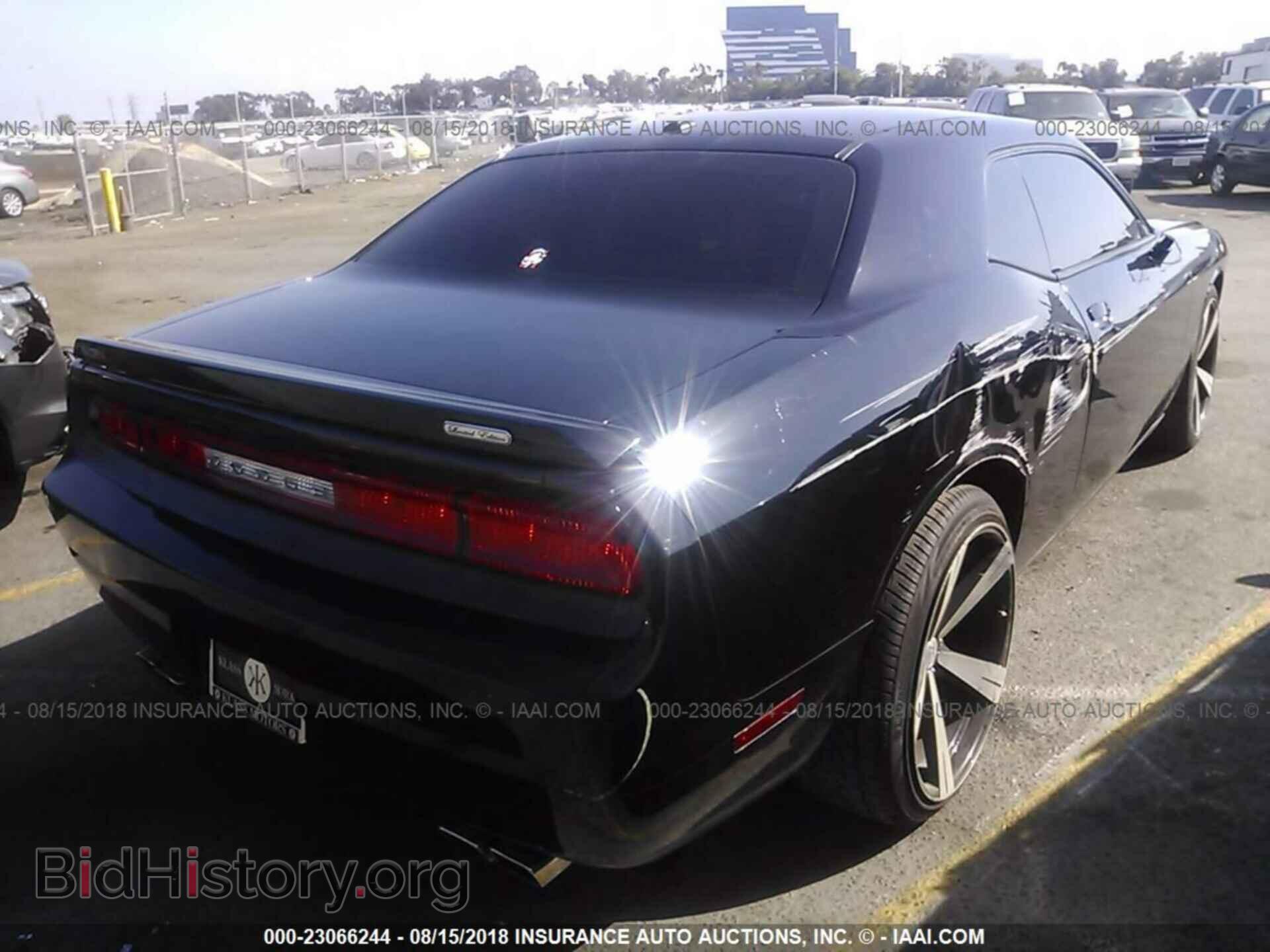 2012 Dodge Challenger - VIN: 2C3CDYBT9CH234004 - Photo 4